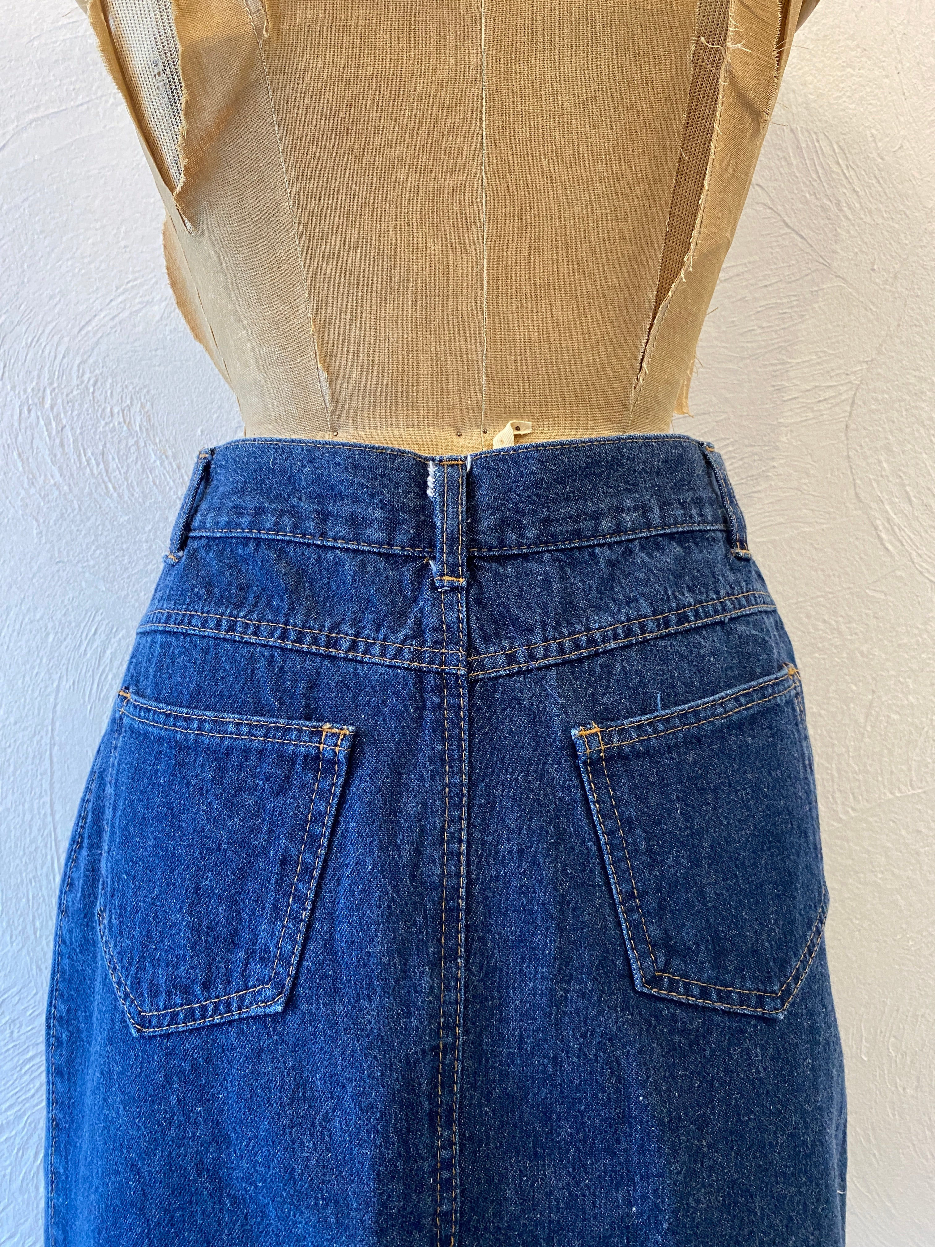 zip design denim skirt