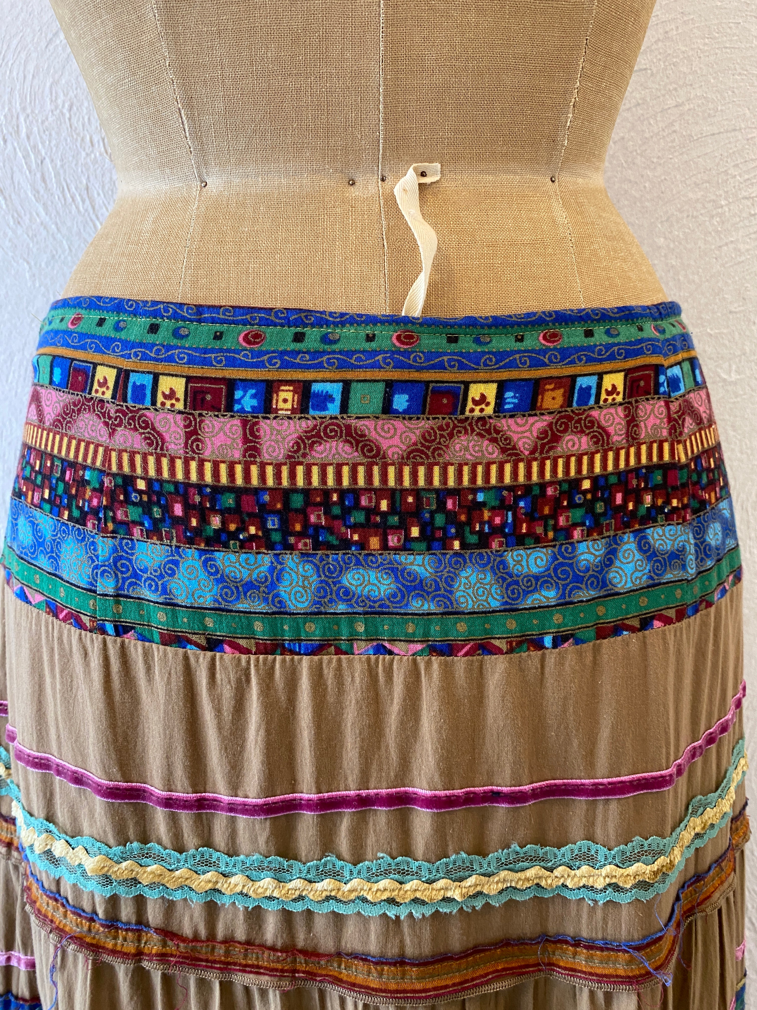 decorative volume skirt