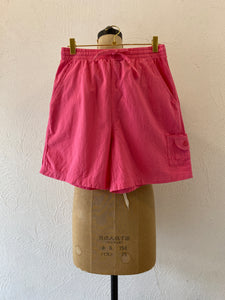 pink short pants