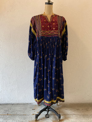 hand embroidery dress
