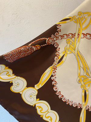 belt&tassel scarf