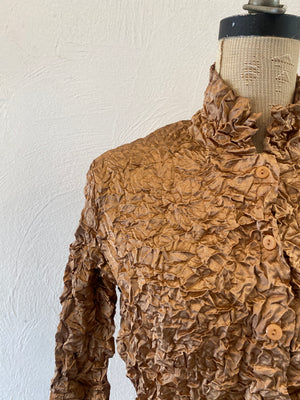 Wrinkle processing bronze blouse