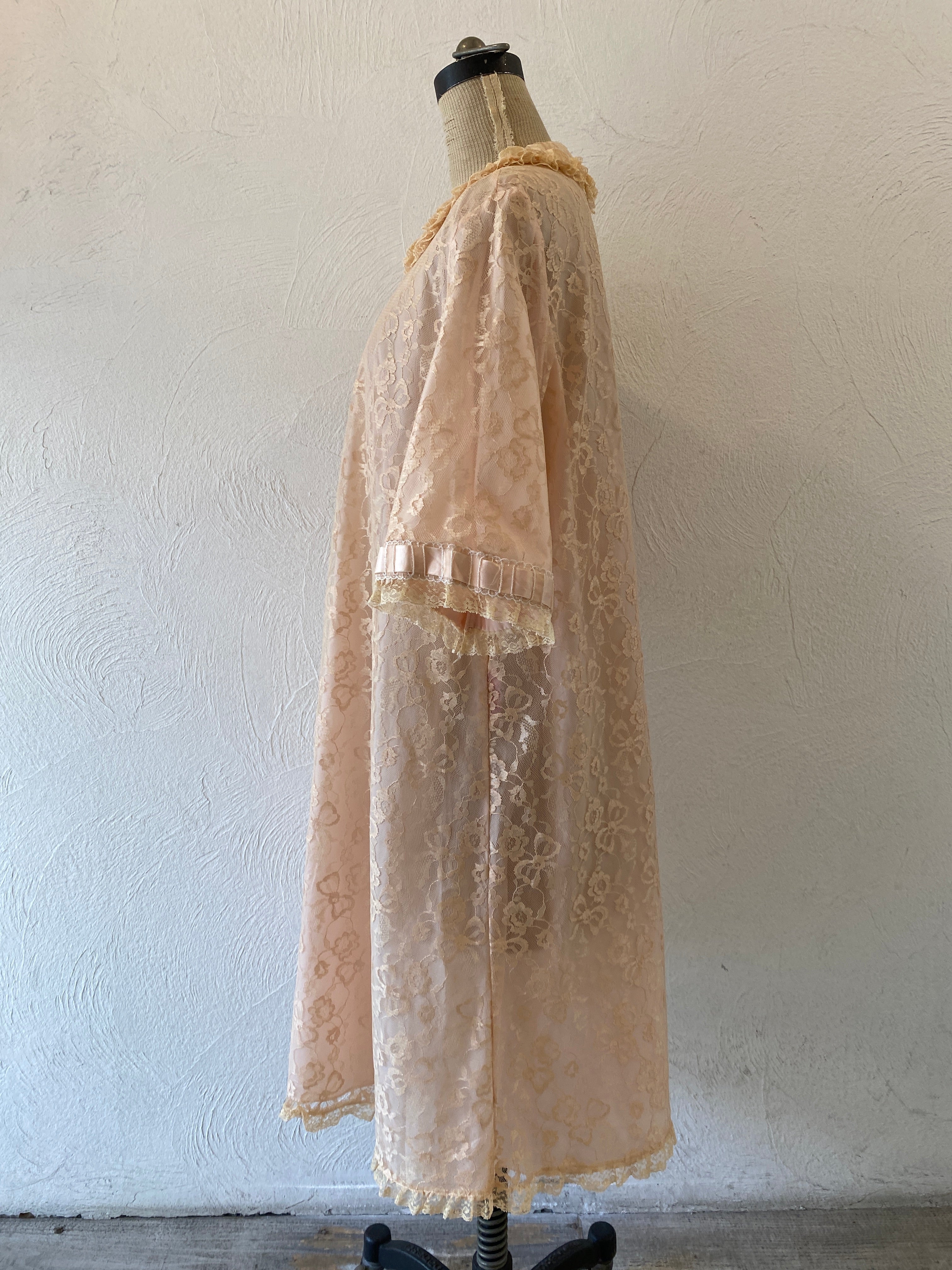 old ribbonlace gown