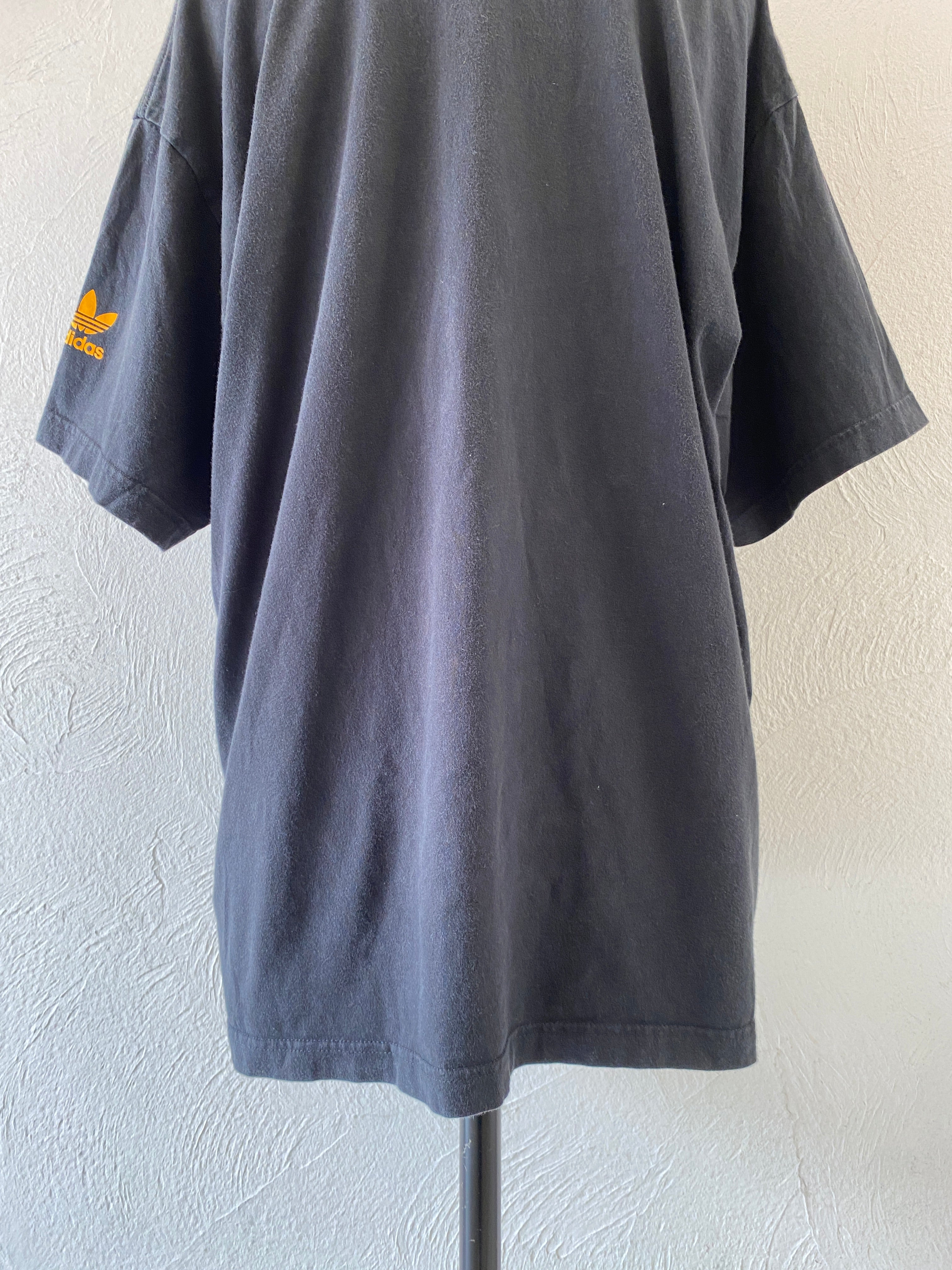 color adidas T