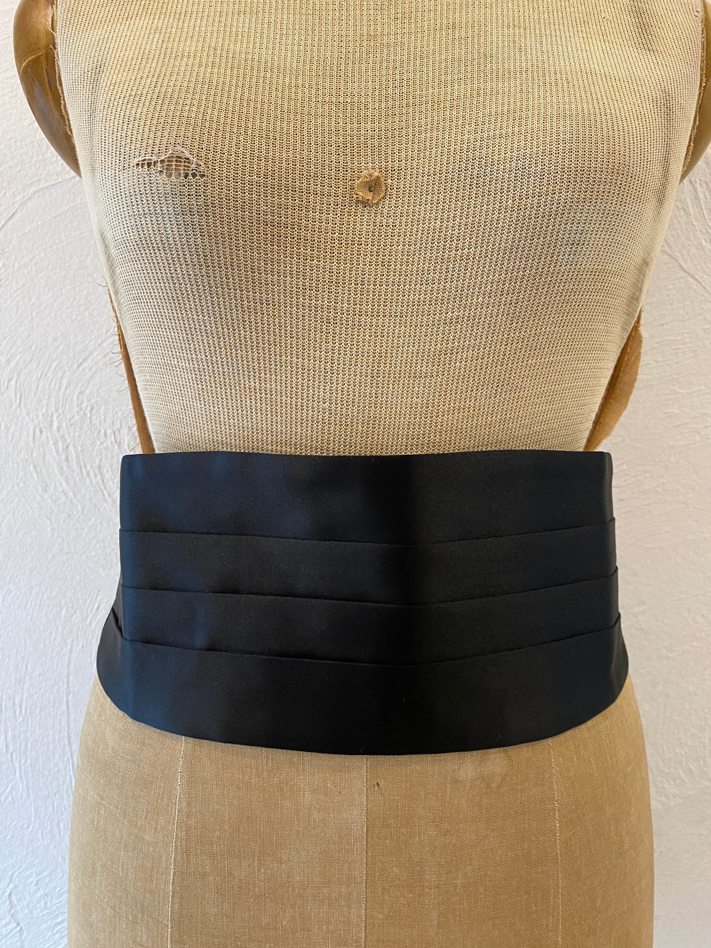 tuxedo belt