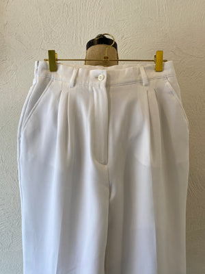 white tuck pants