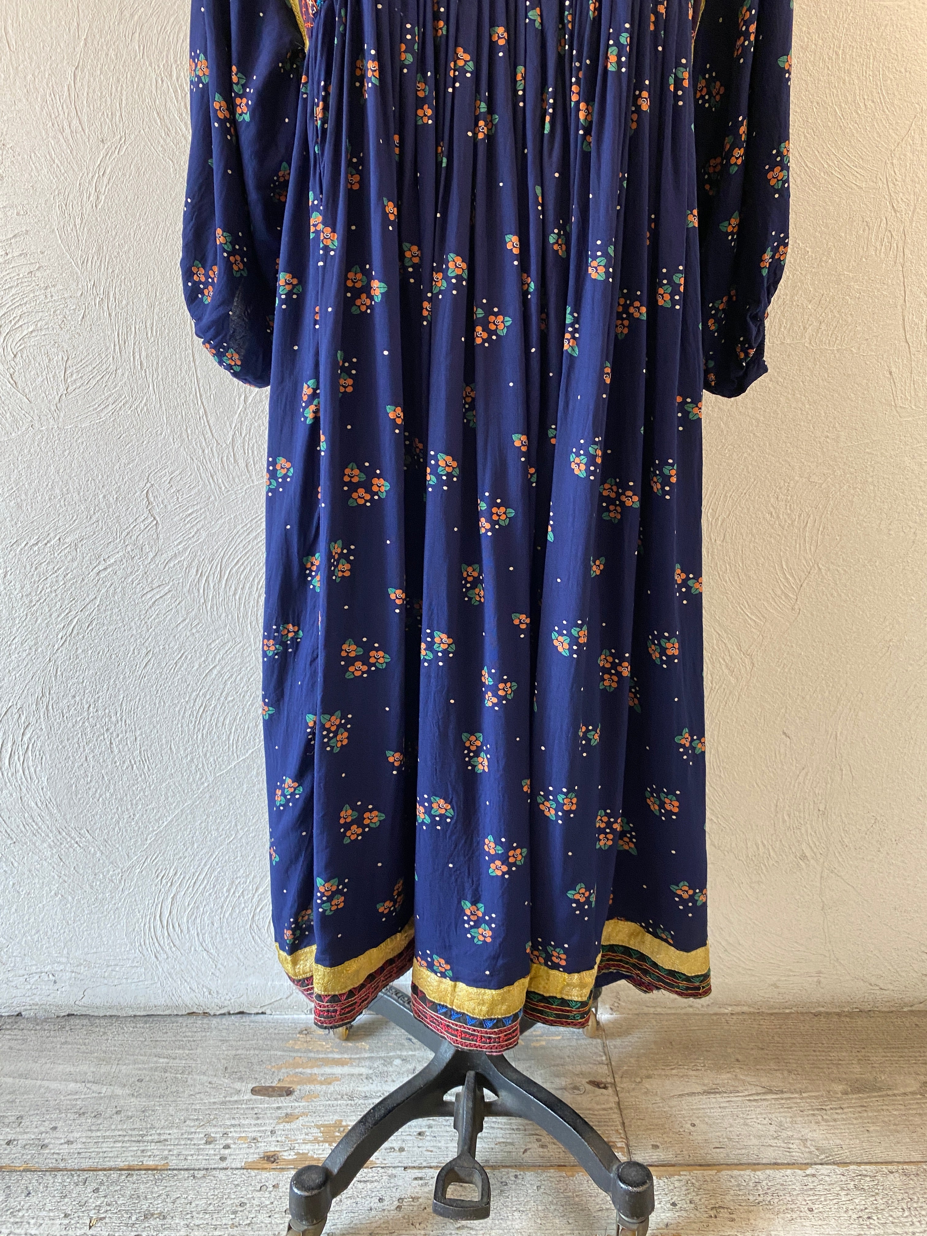 hand embroidery dress