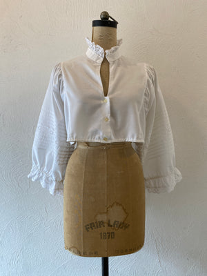 volume sleeve short blouse