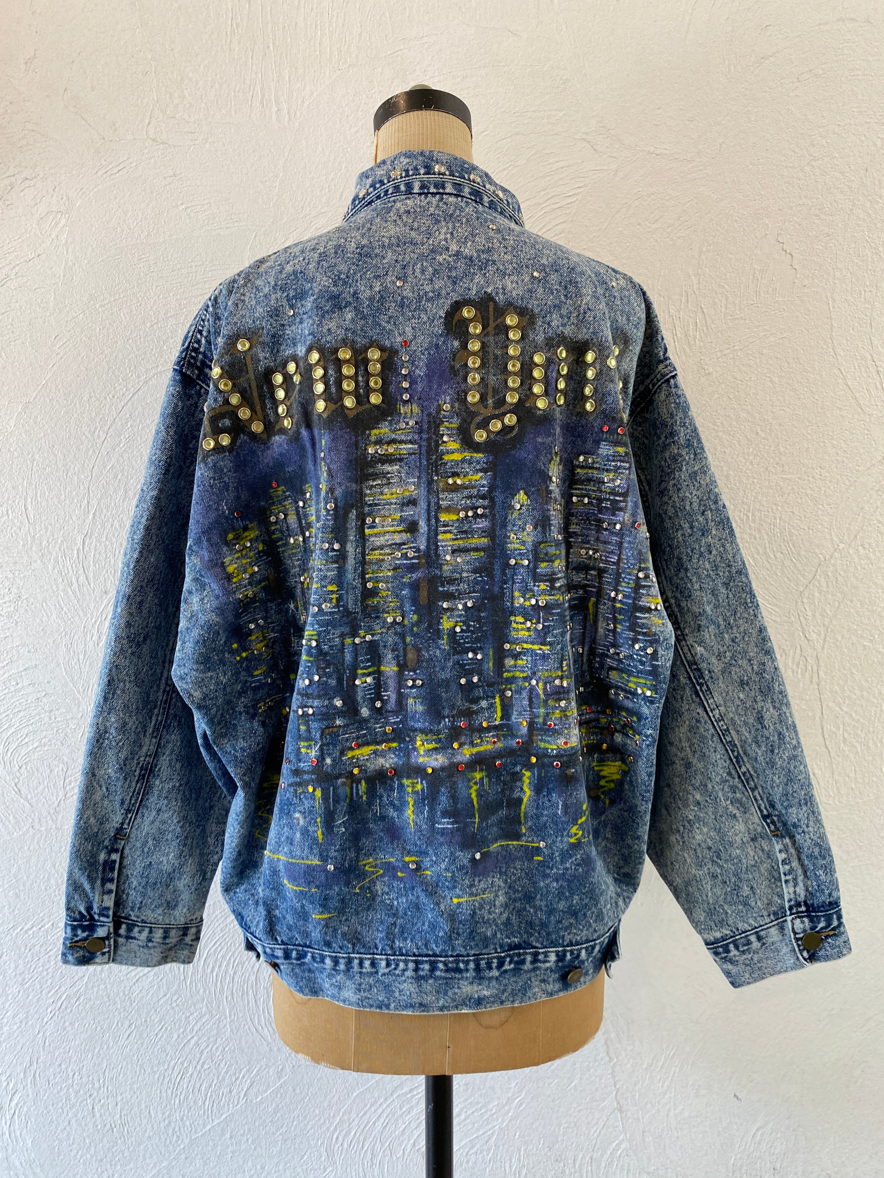 studs denim jacket