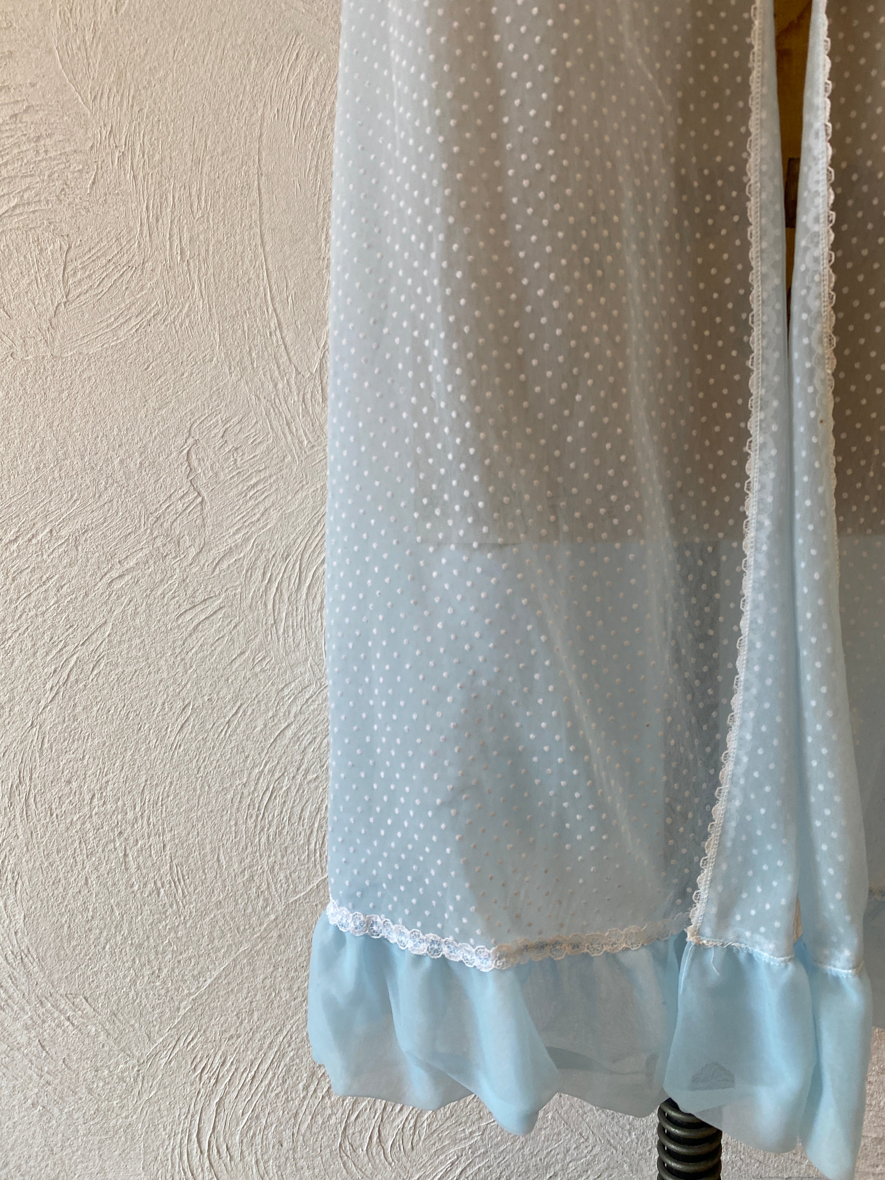 dot through gown