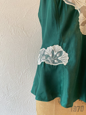 green lace camisole
