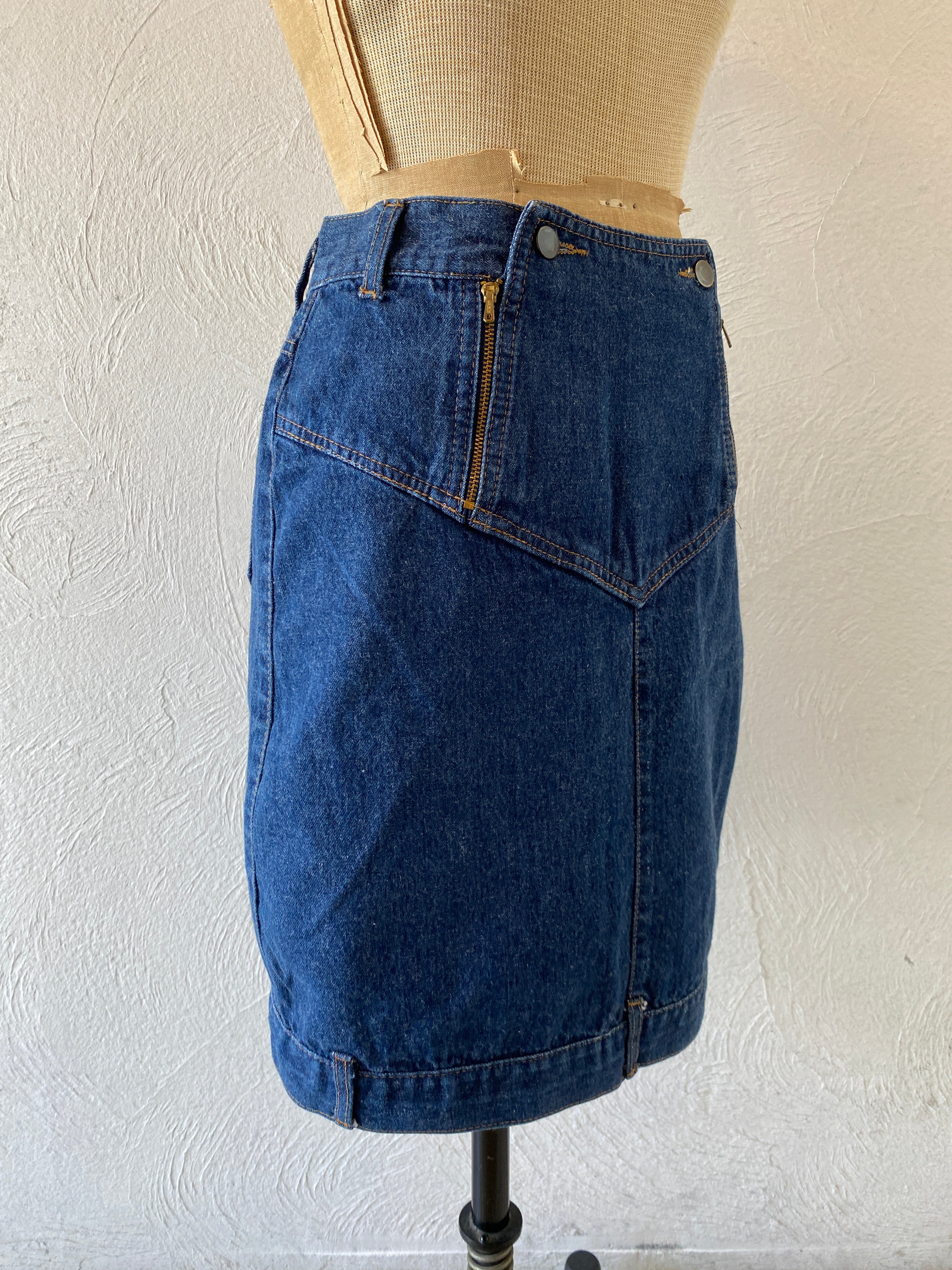 side zip denim skirt