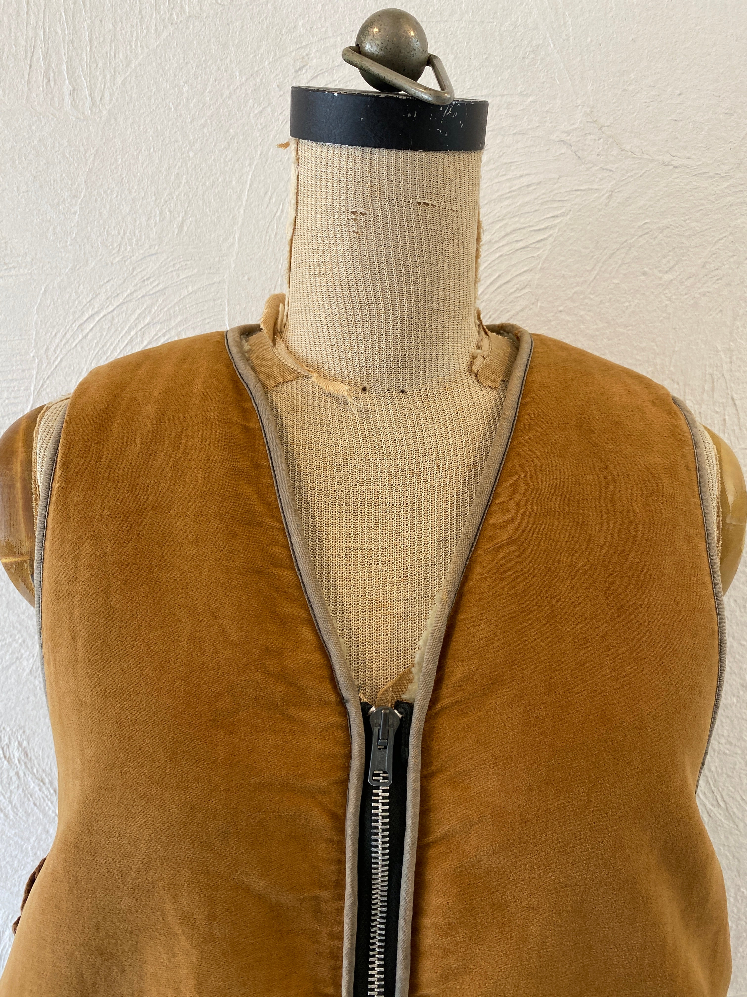 boa vest