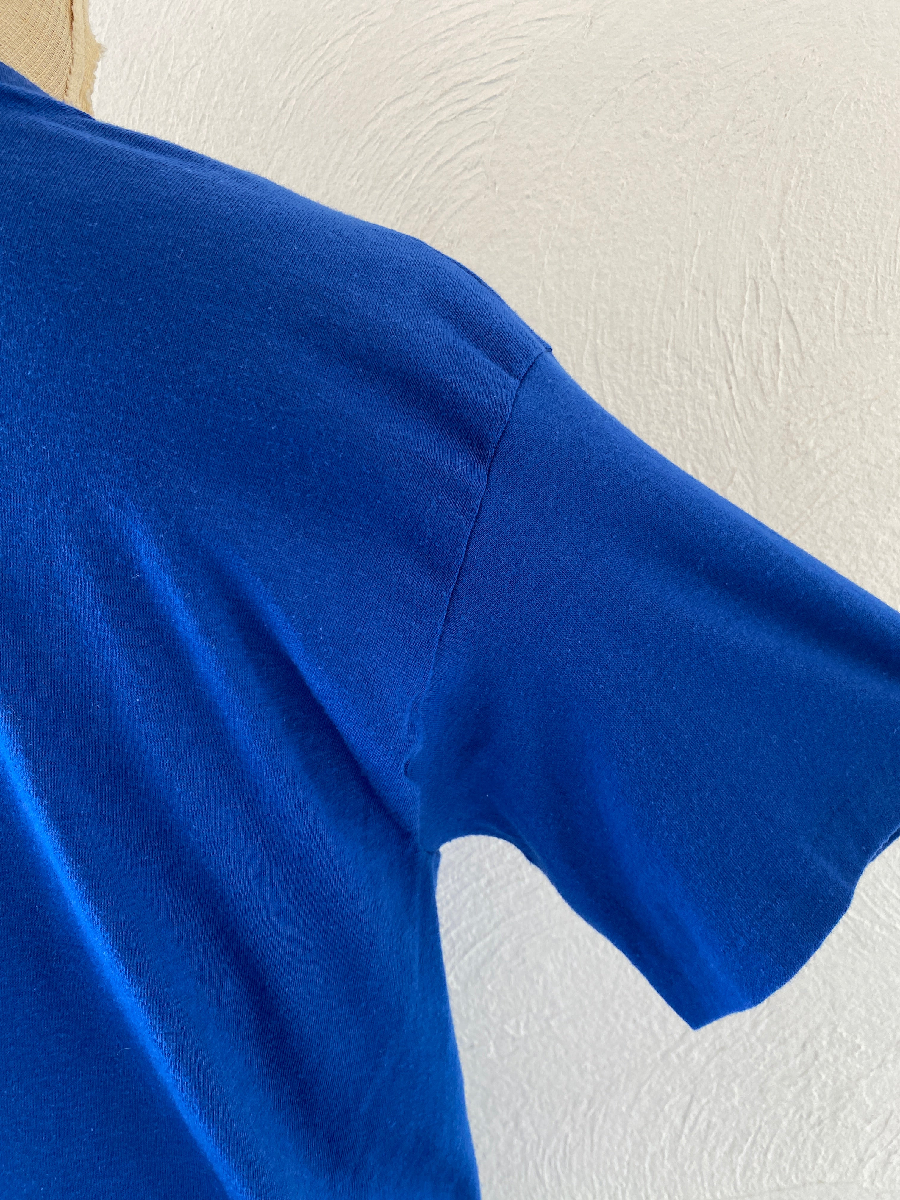 deep blue T