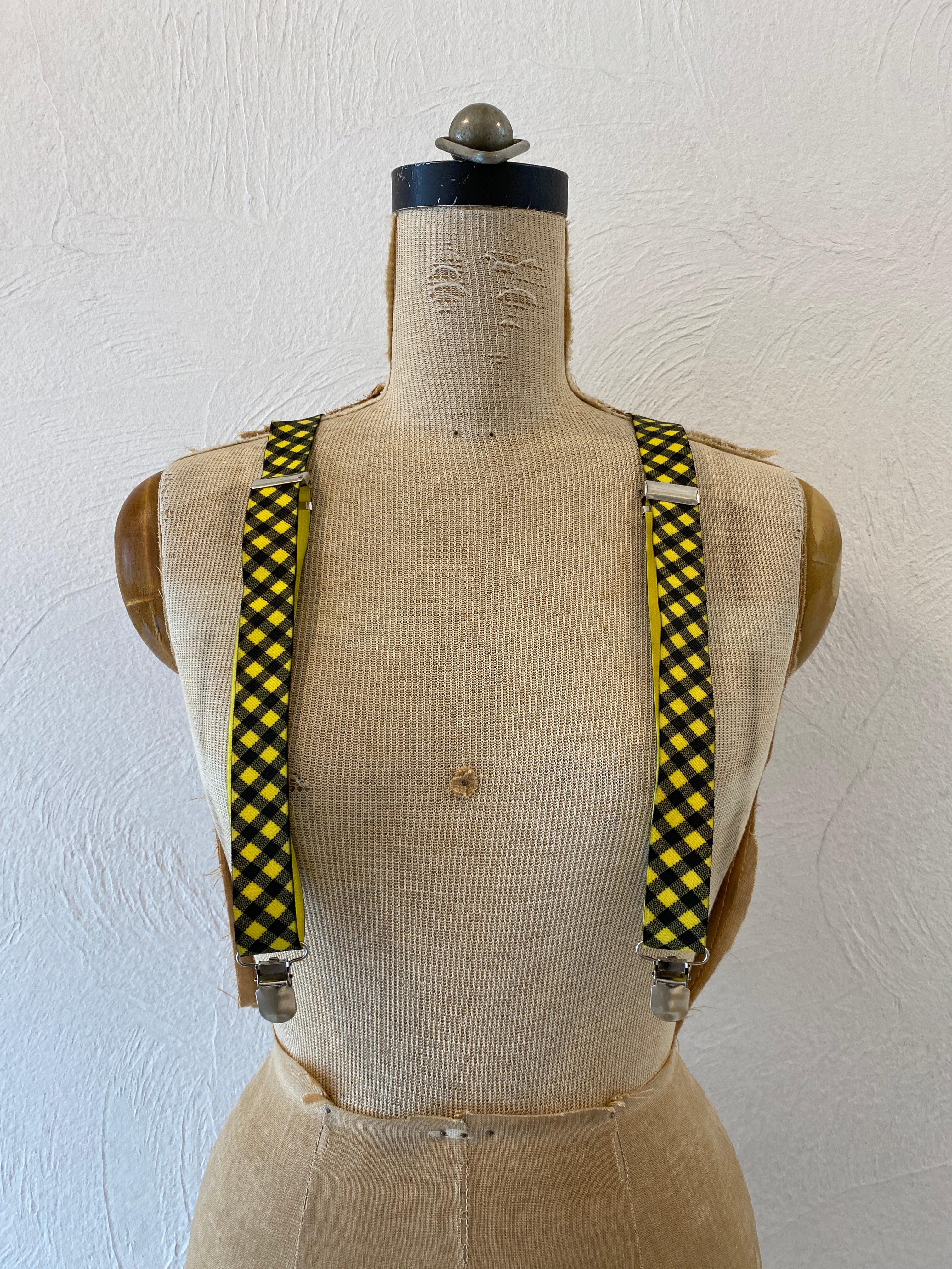 bias check suspender