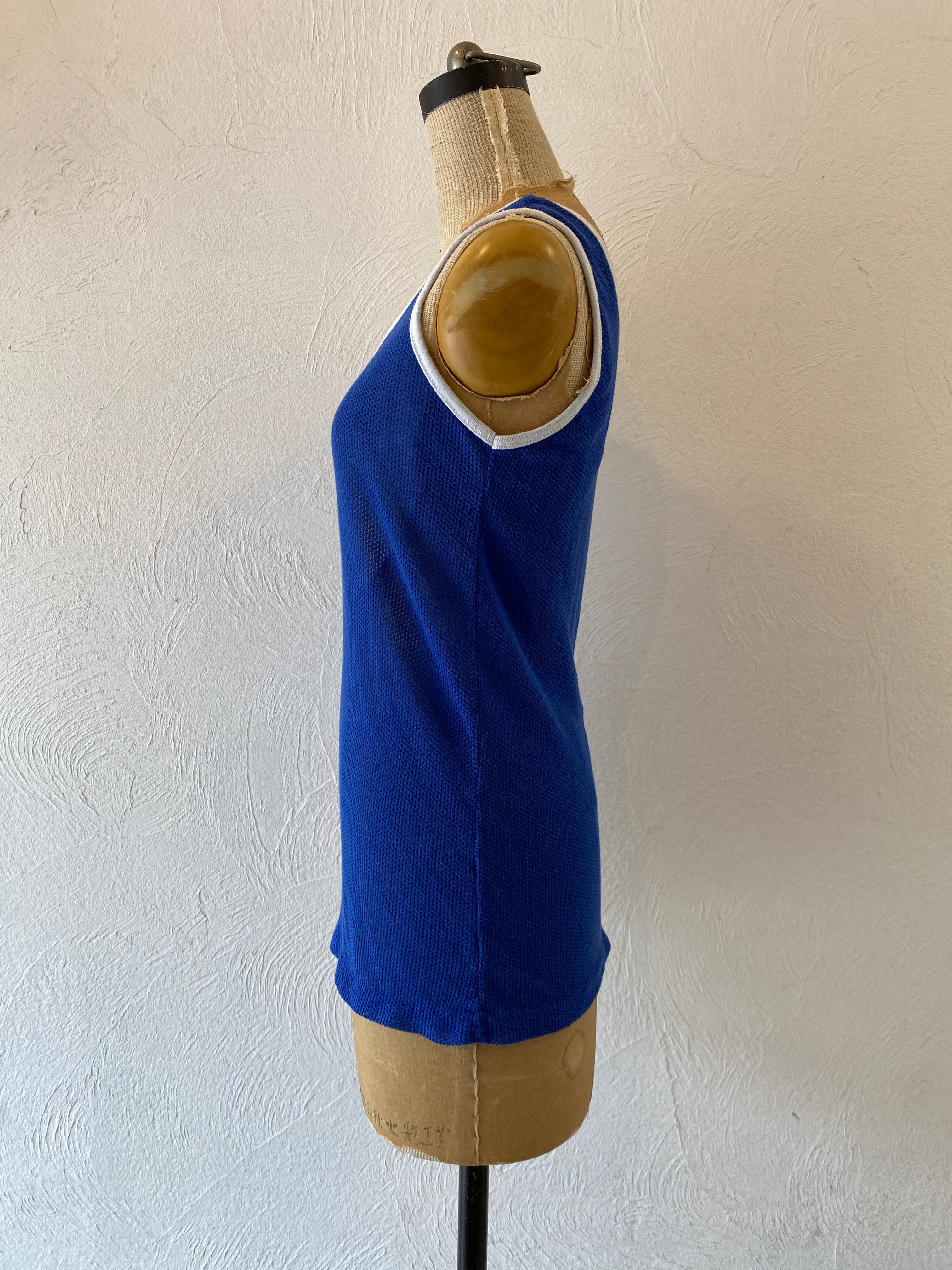 blue mesh tank