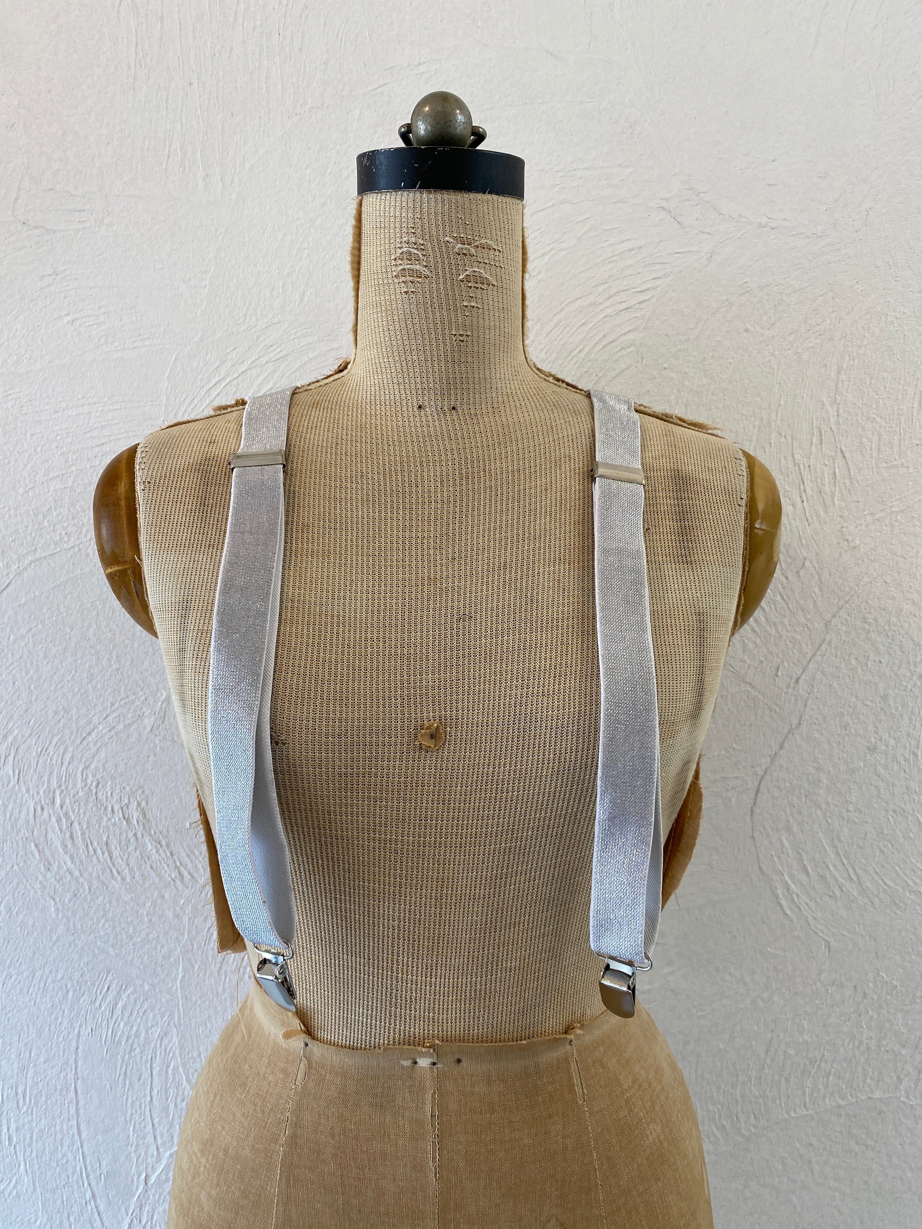 silver suspender