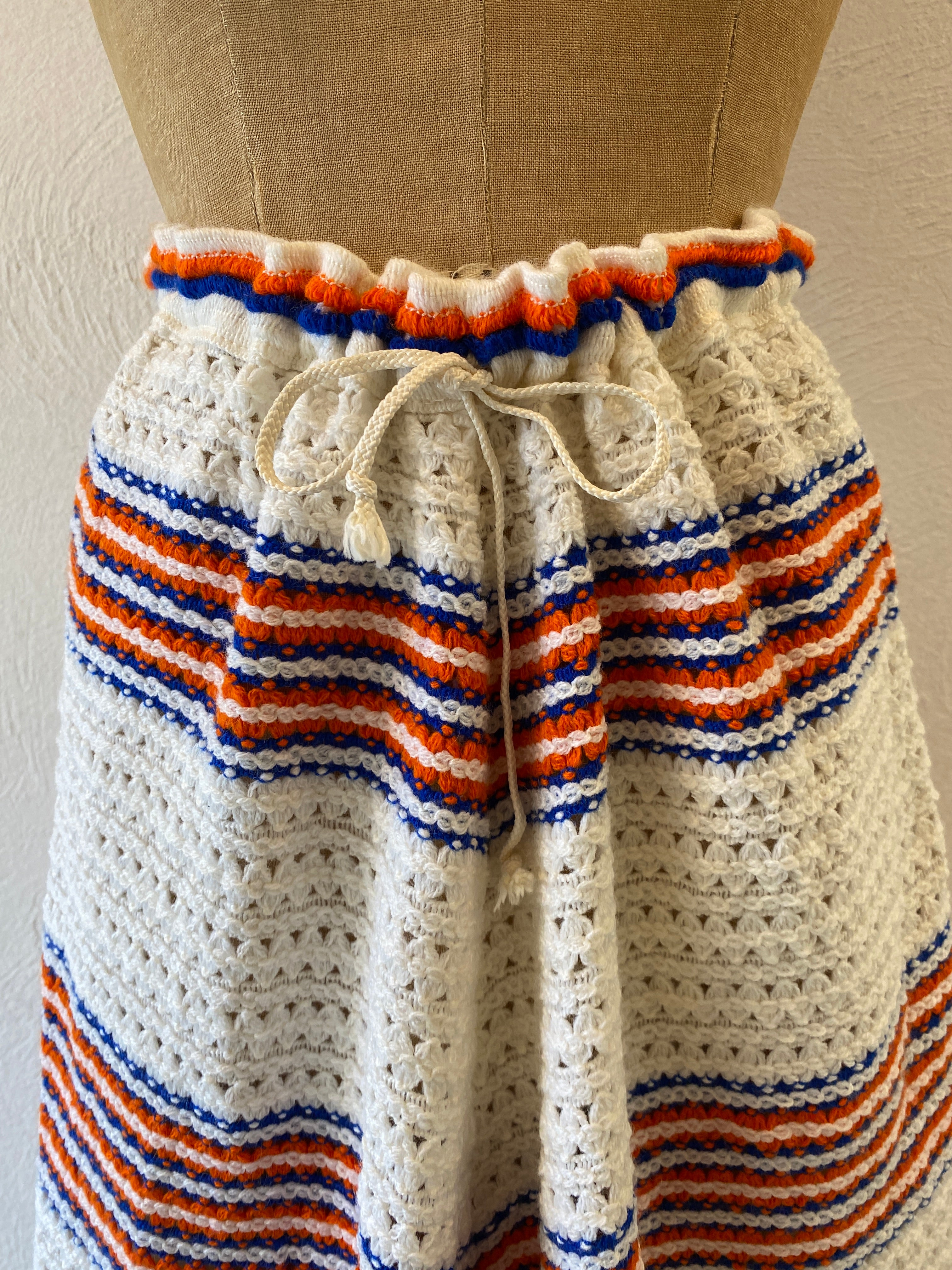 white knit skirt