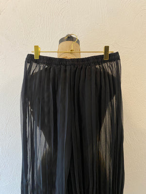 through pleats wide pants