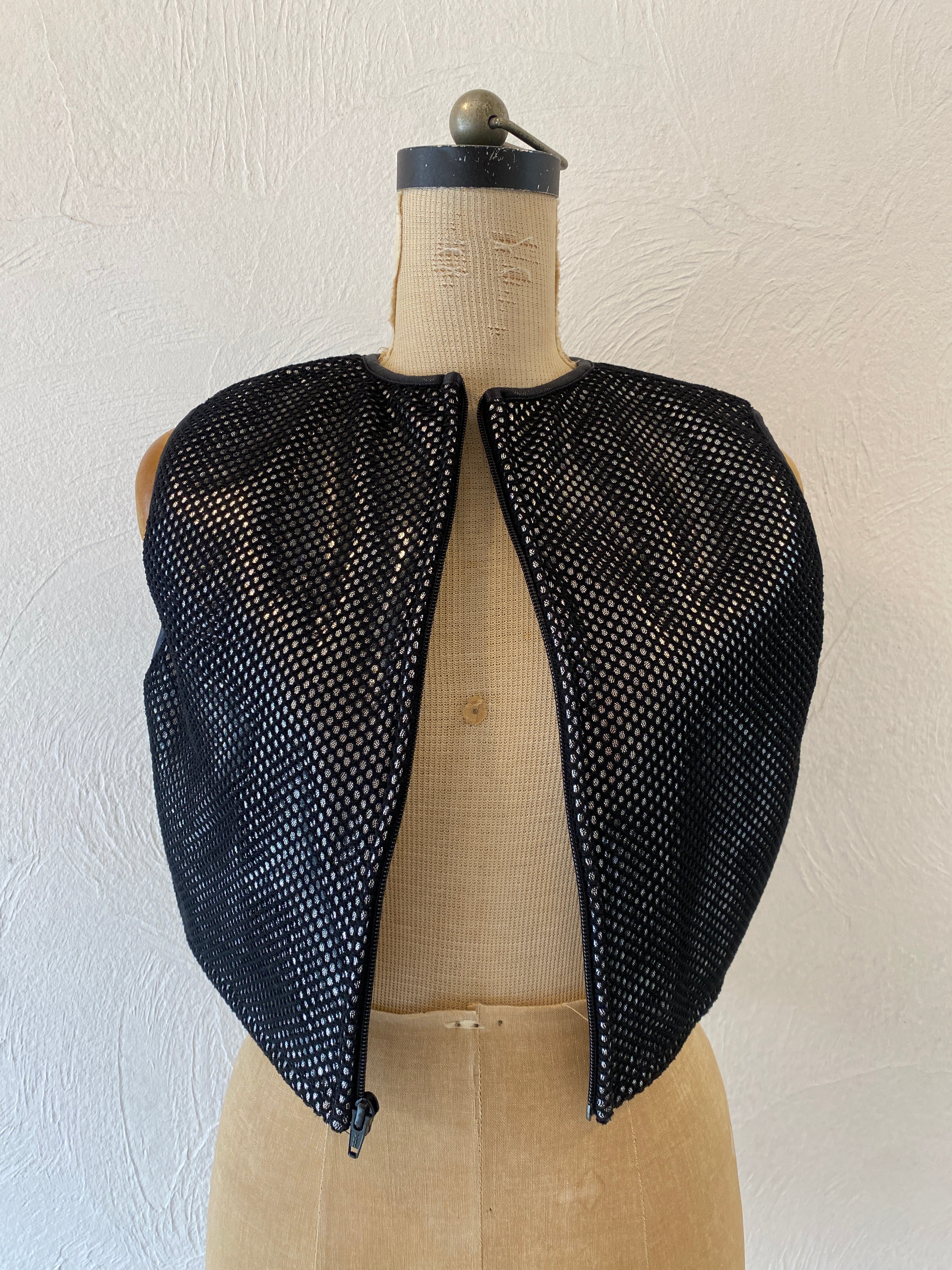 silver bonding mesh vest