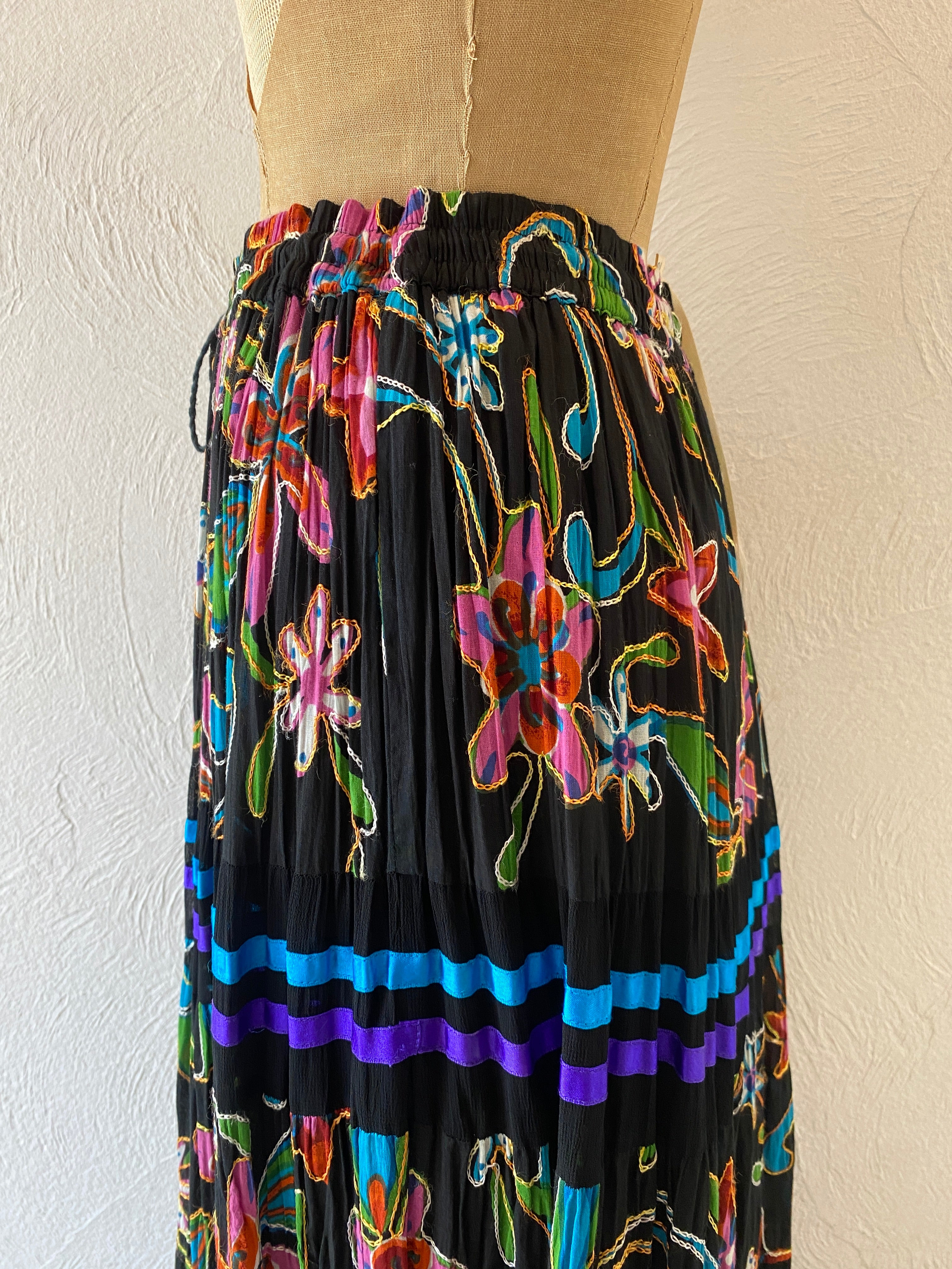 embroidery&tape volume skirt