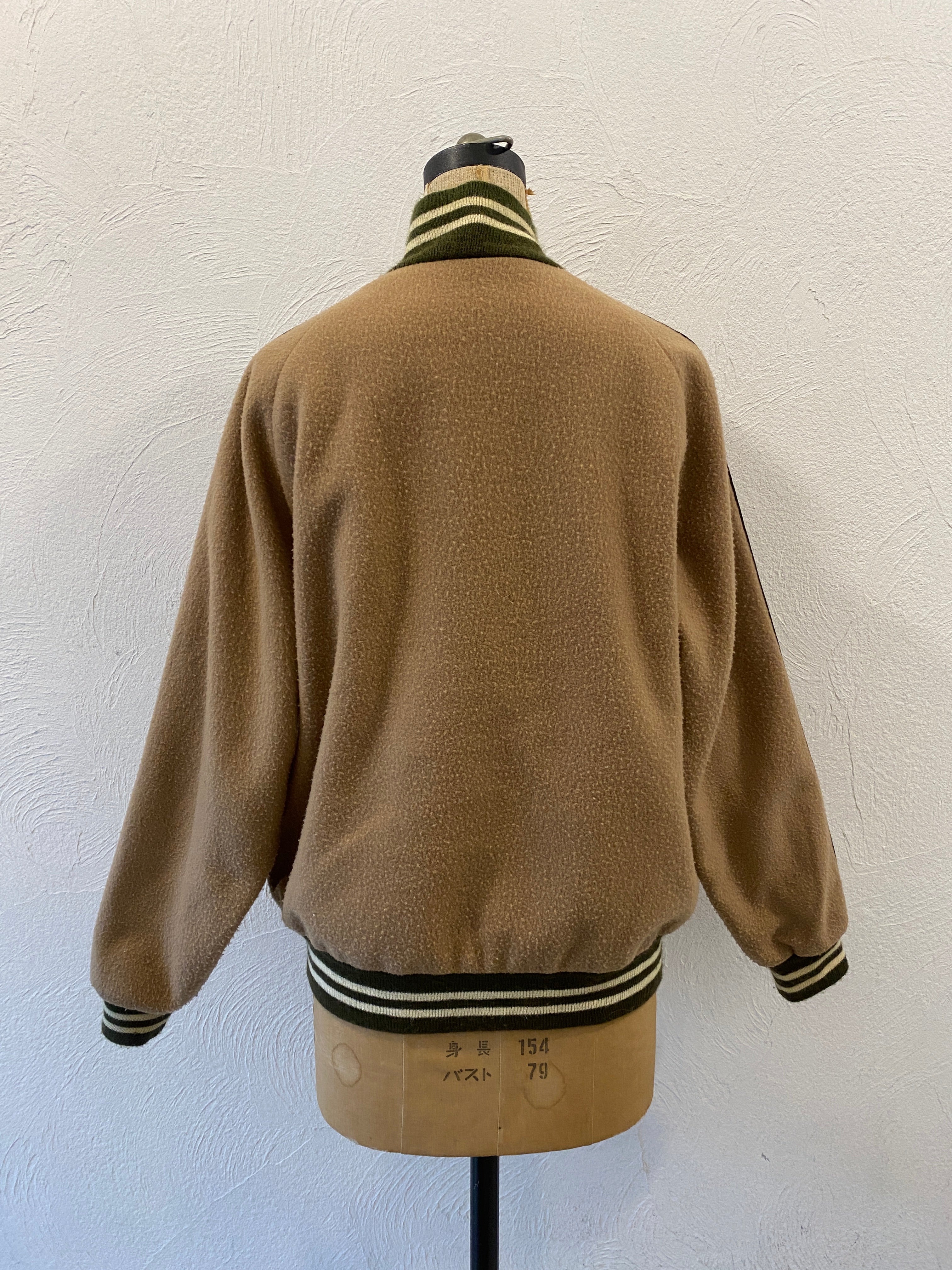 60' wool jumper