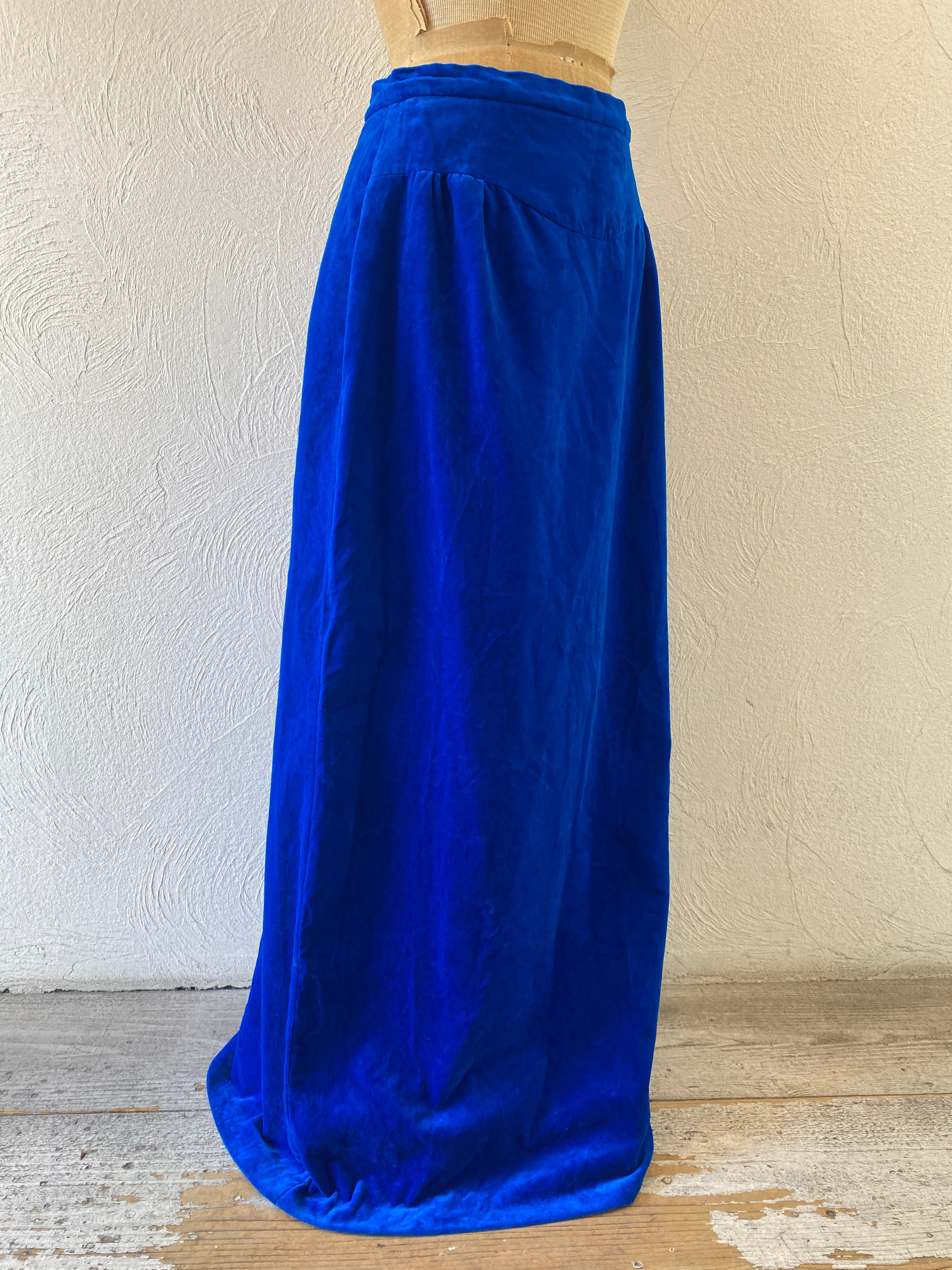 deep blue velours skirt