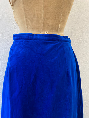 deep blue velours skirt