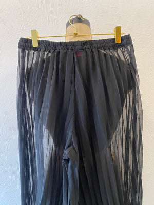 through pleats wide pants