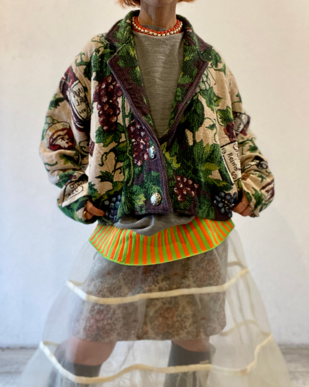 Grapes and wine gobelin jacket