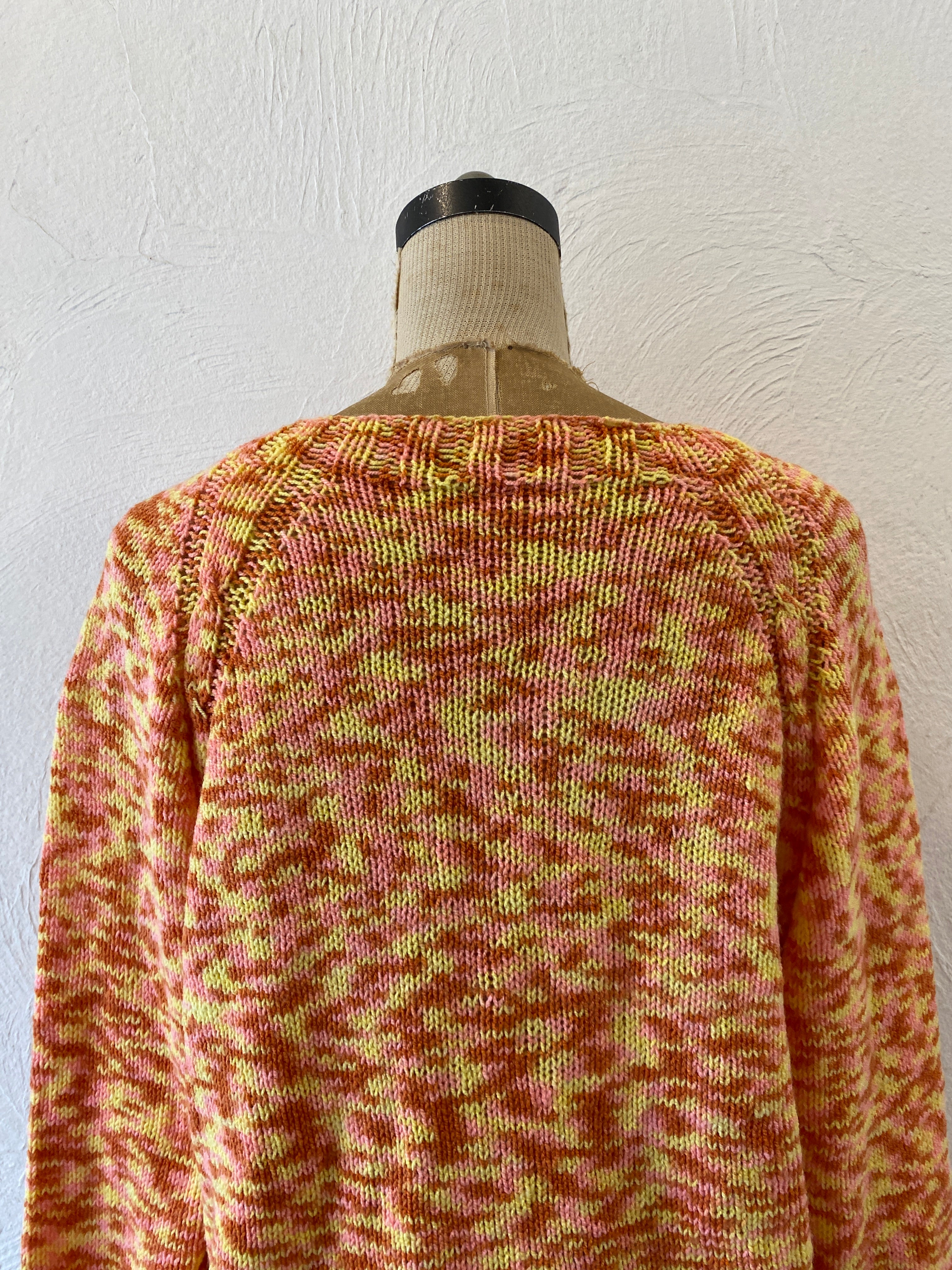 marble orange knit