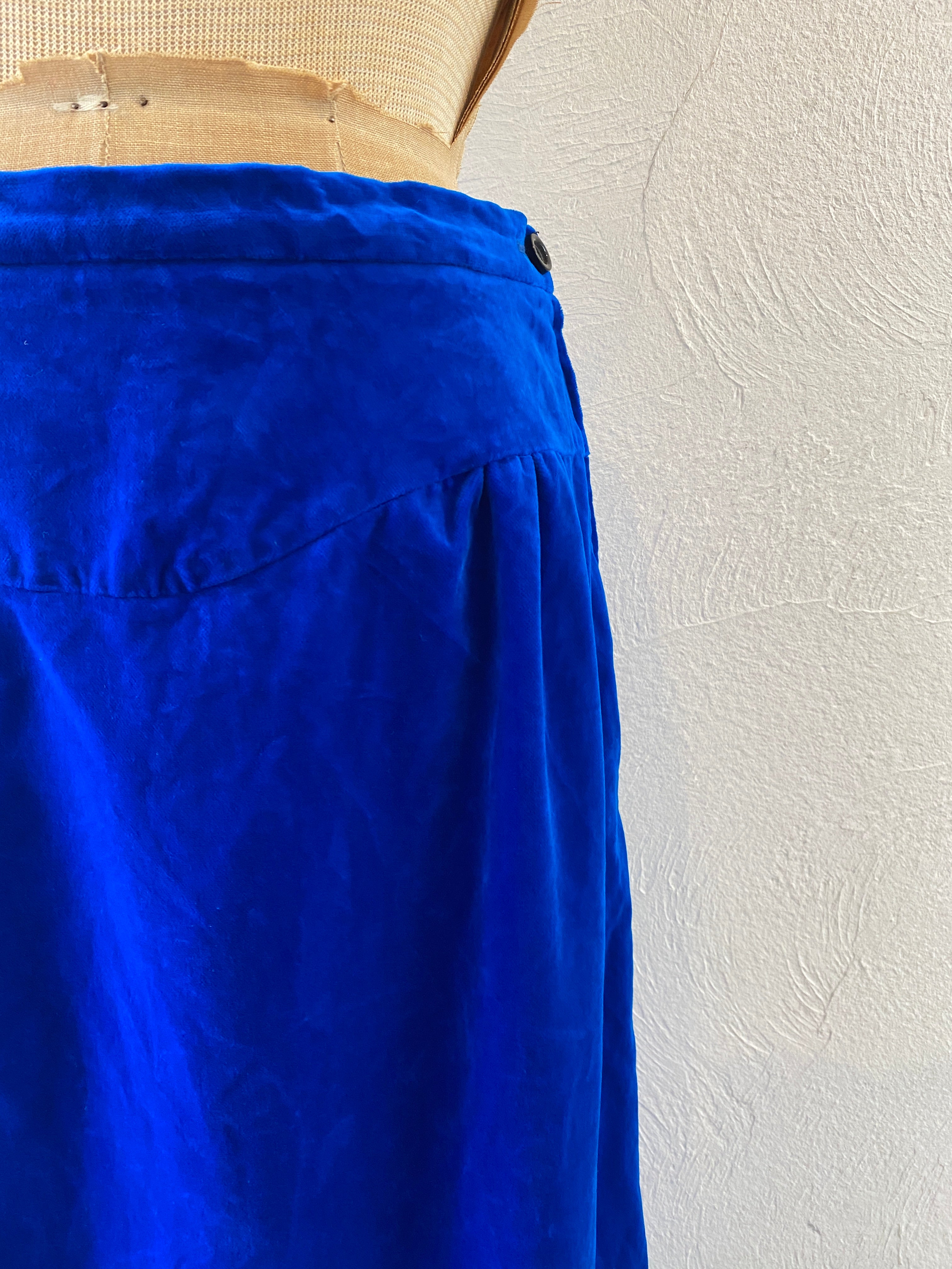 deep blue velours skirt