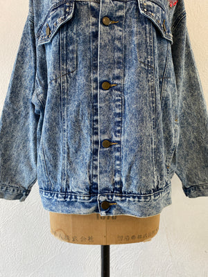 studs denim jacket