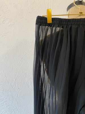 through pleats wide pants