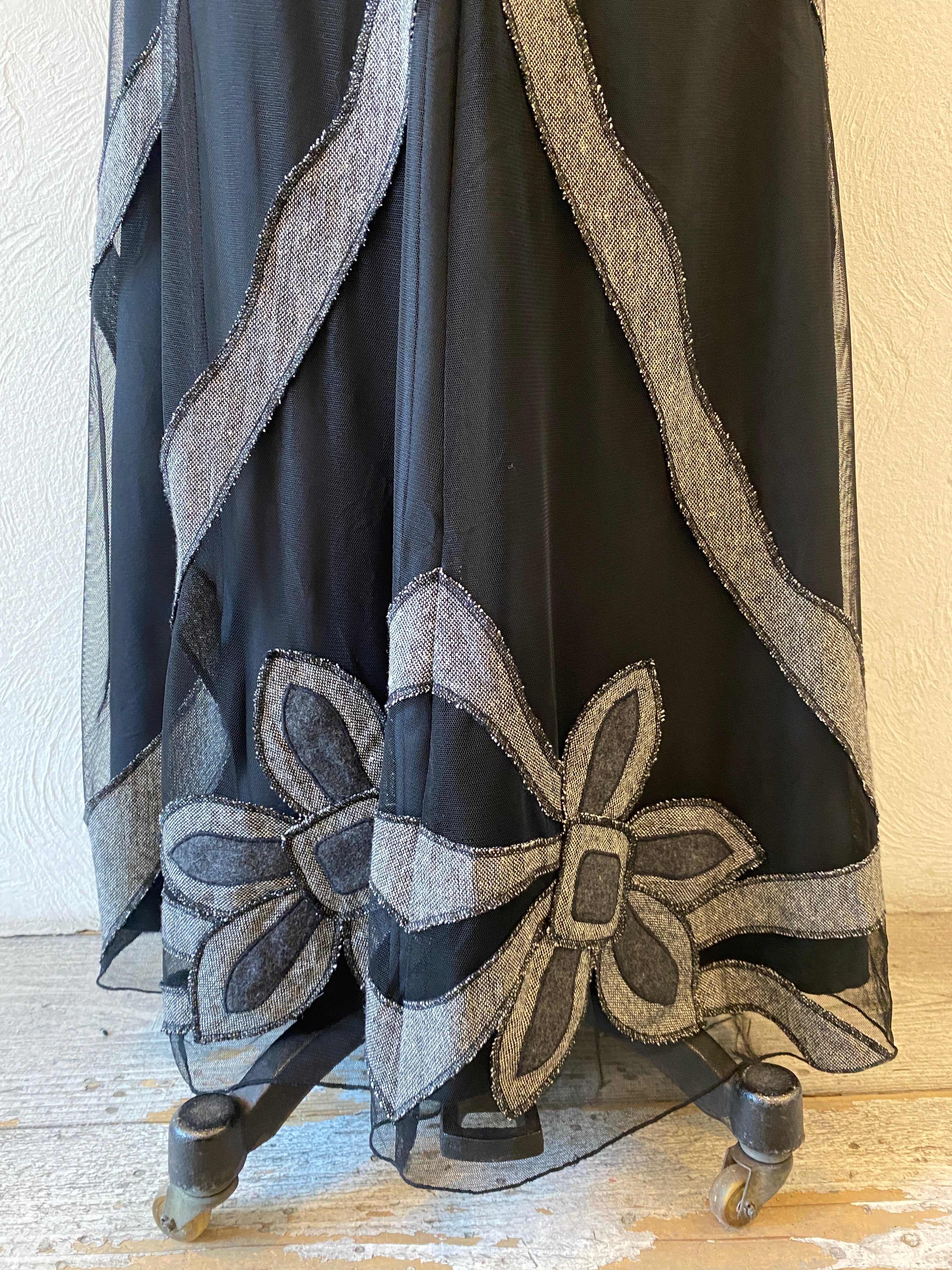 flower appliqué tull skirt