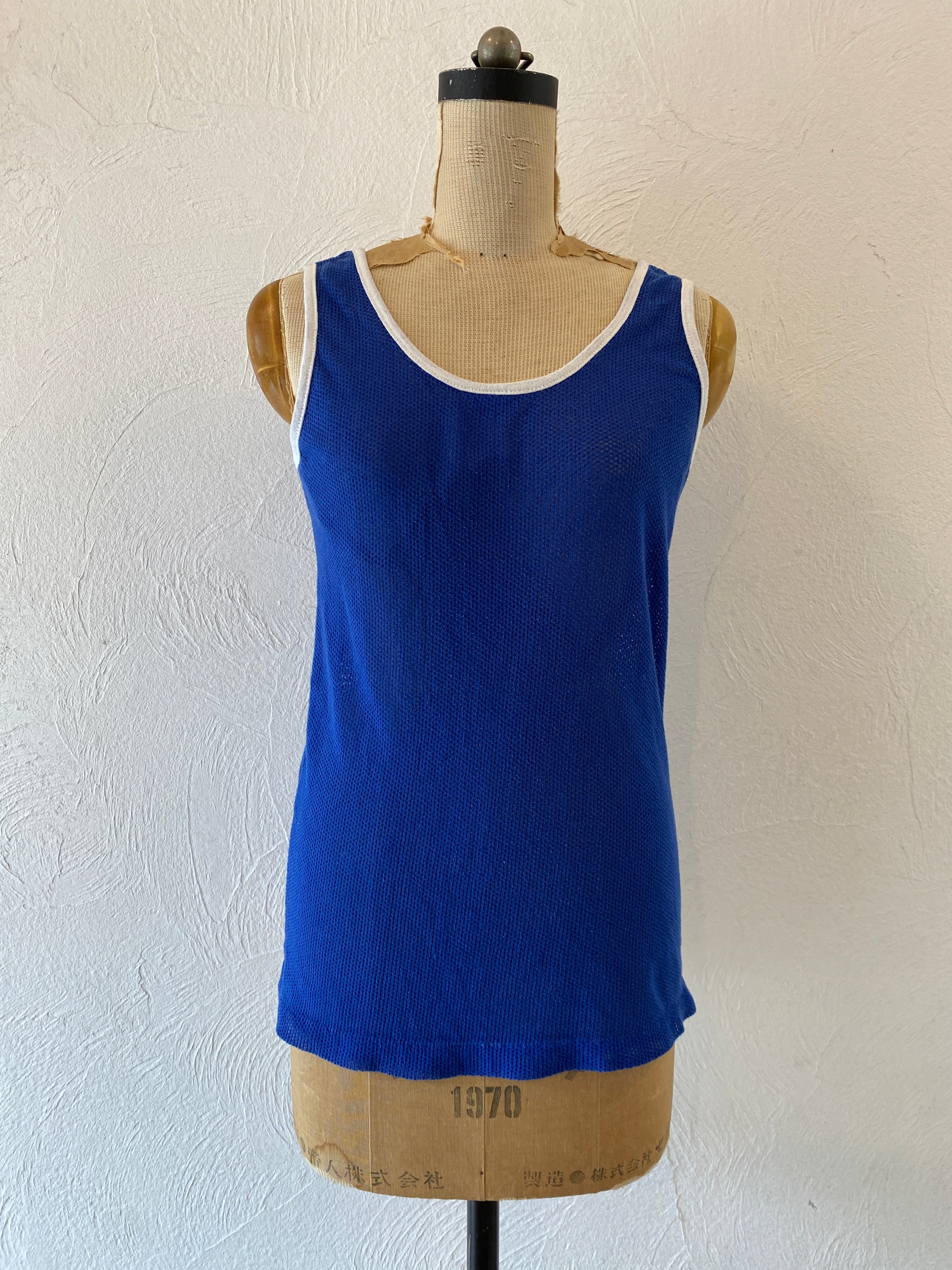 blue mesh tank
