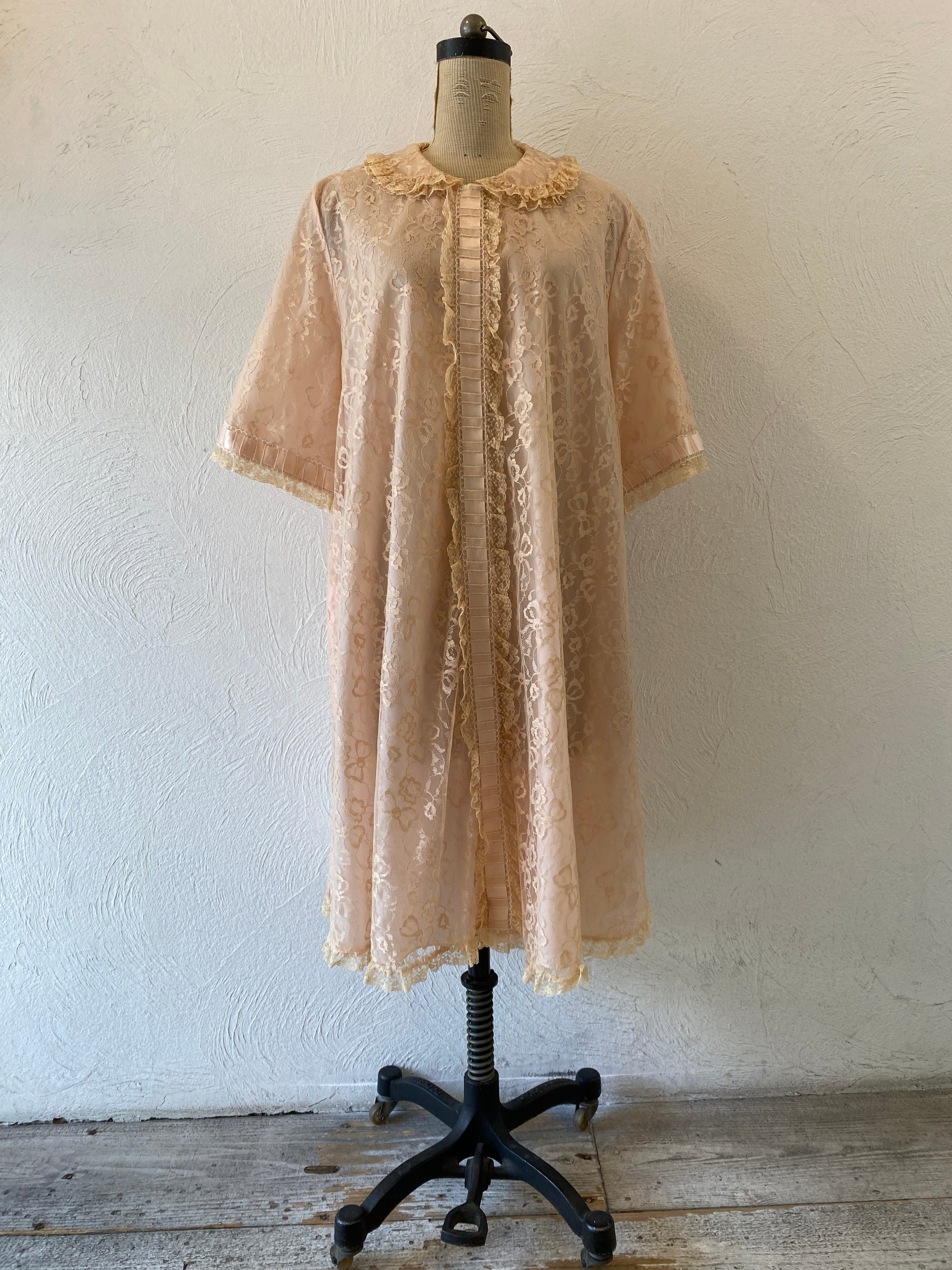 old ribbonlace gown