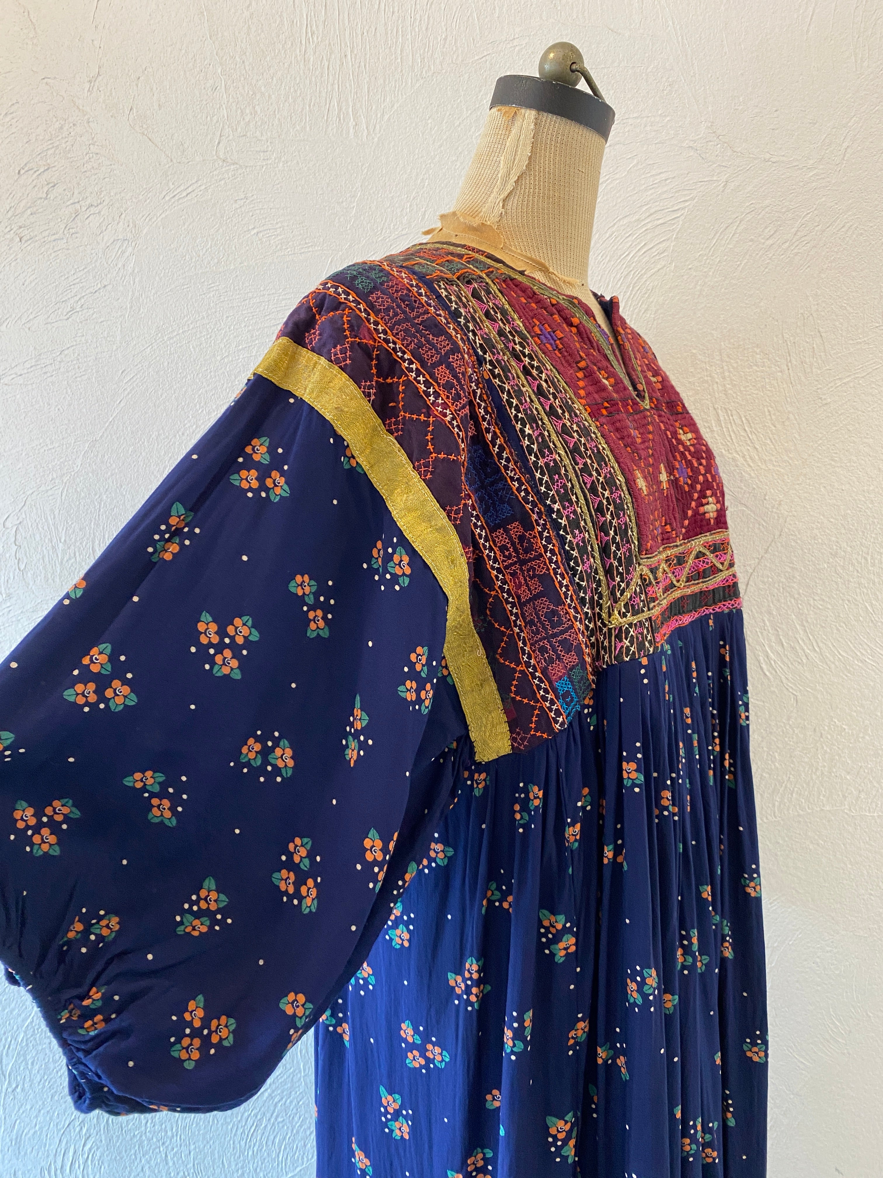 hand embroidery dress