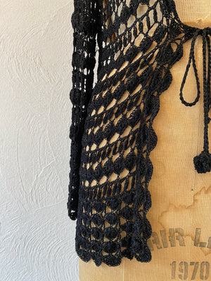 black motif cardigan