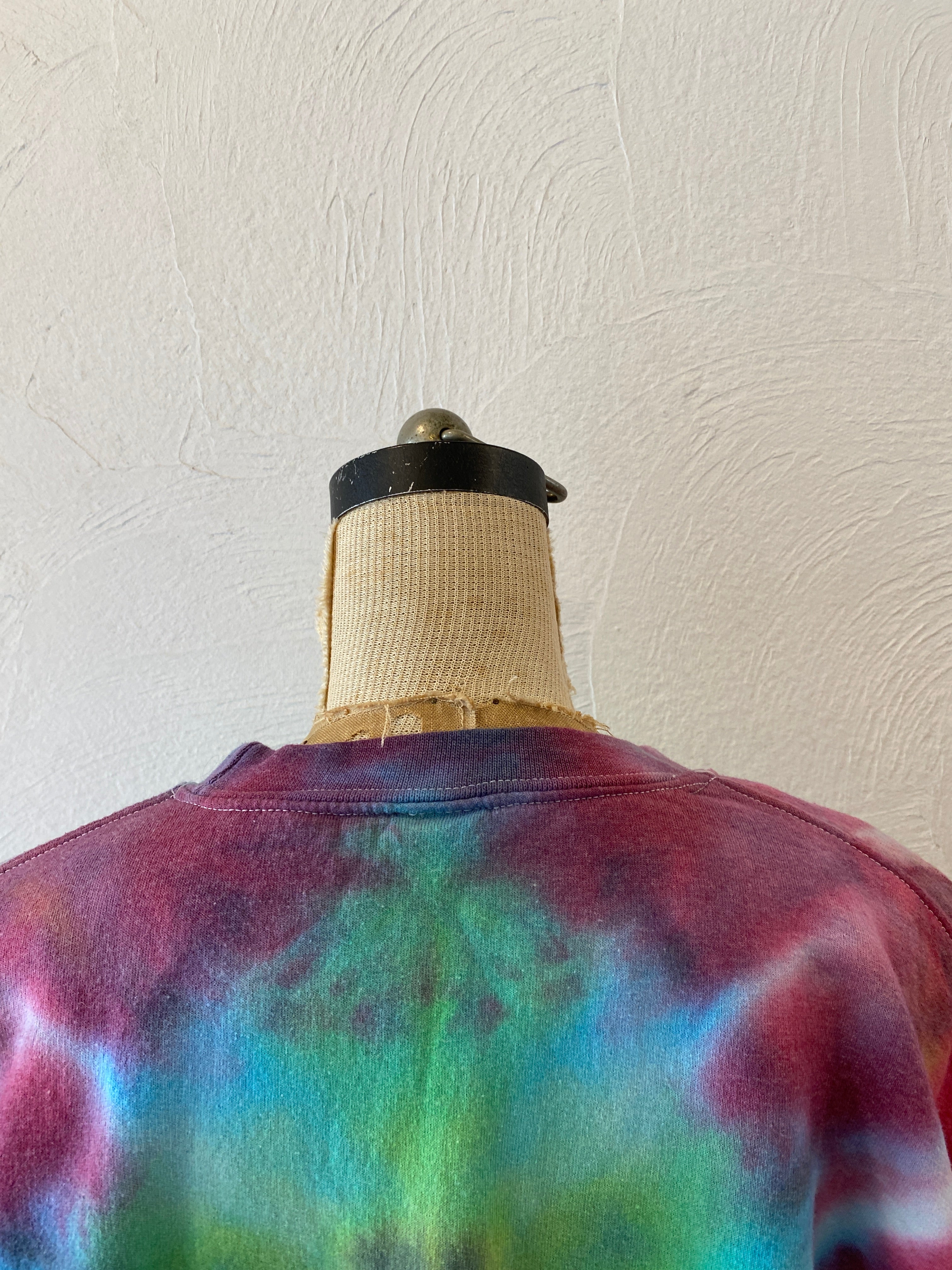 tie-dye sweat