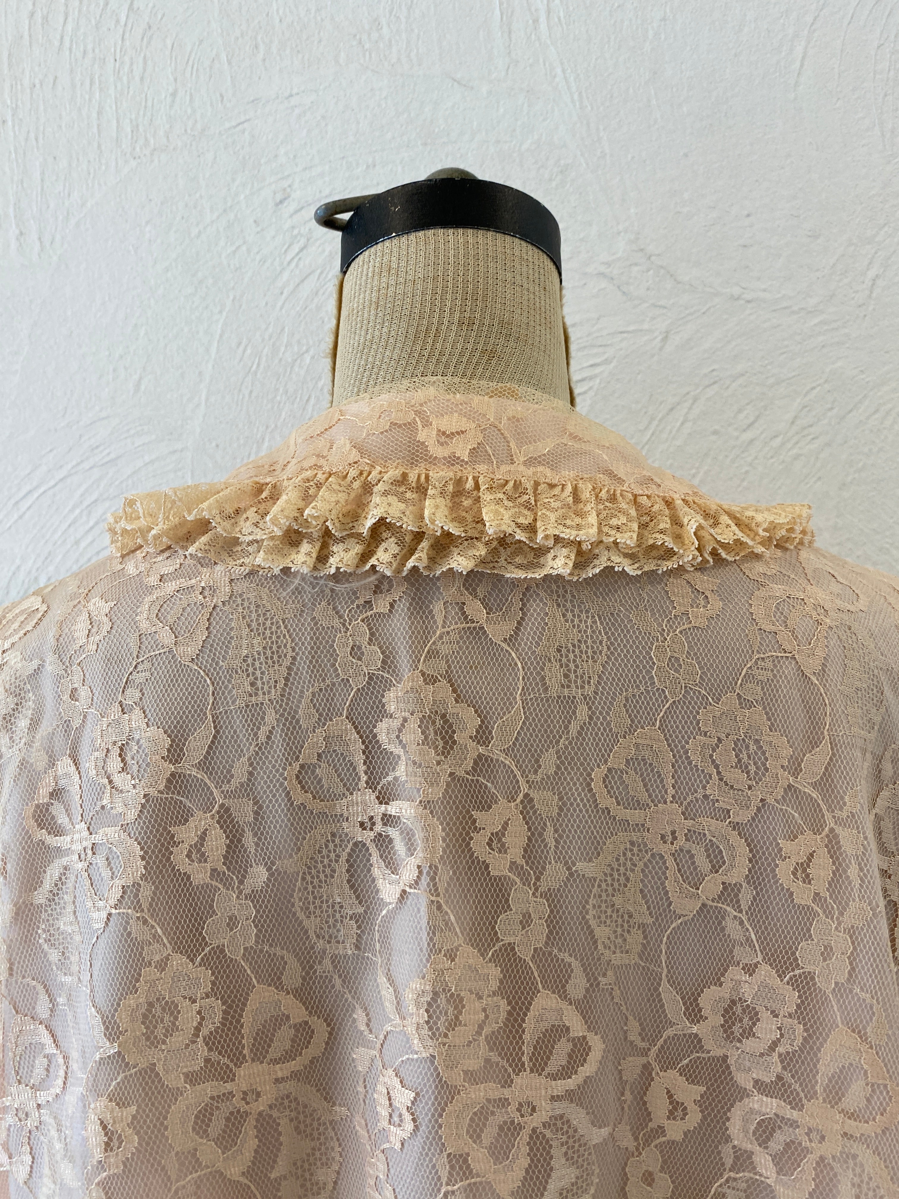 old ribbonlace gown
