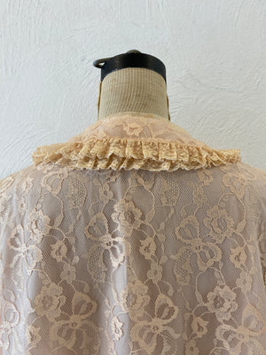 old ribbonlace gown