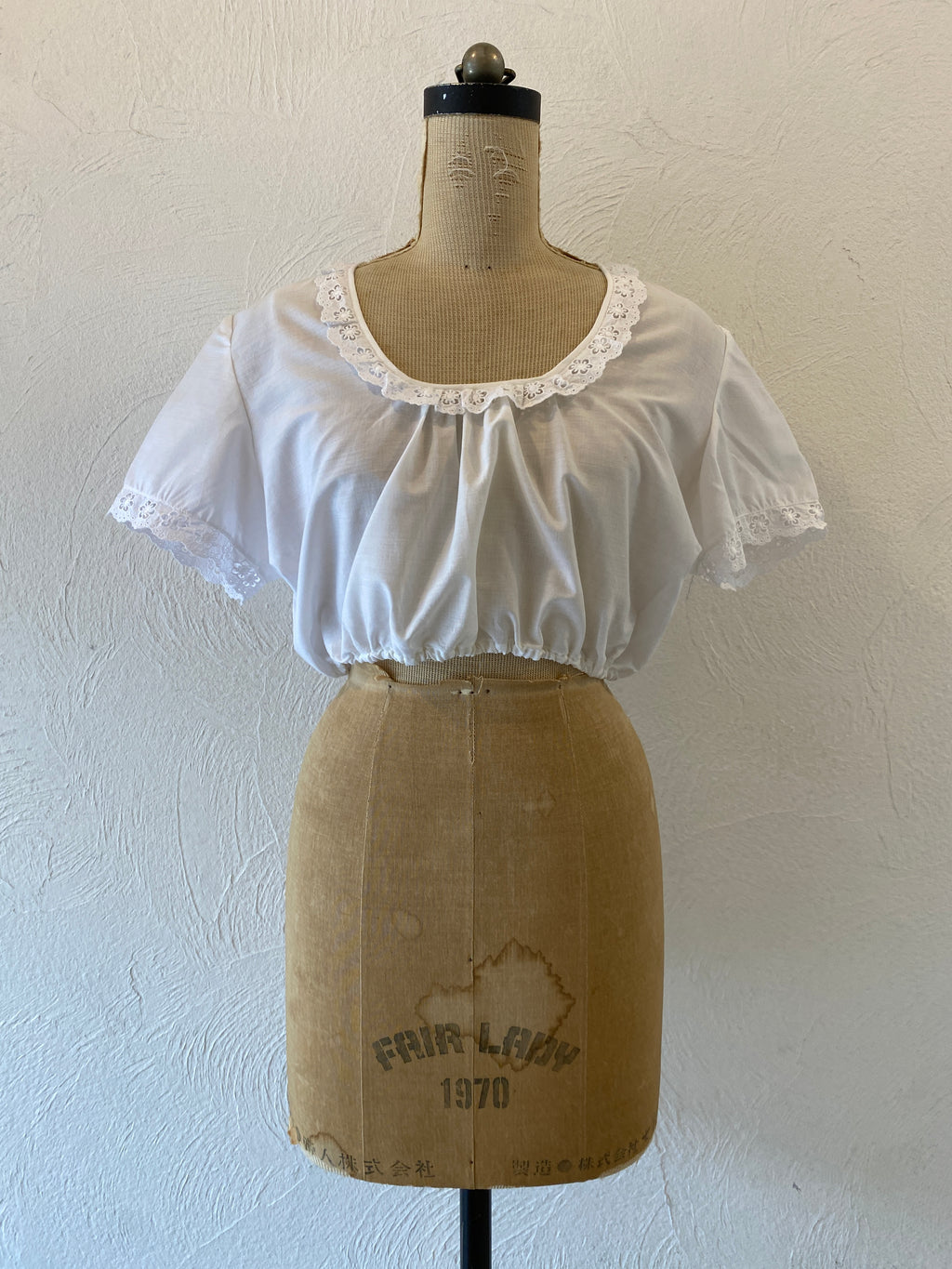 lace short blouse