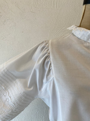 volume sleeve short blouse