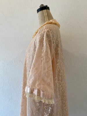 old ribbonlace gown