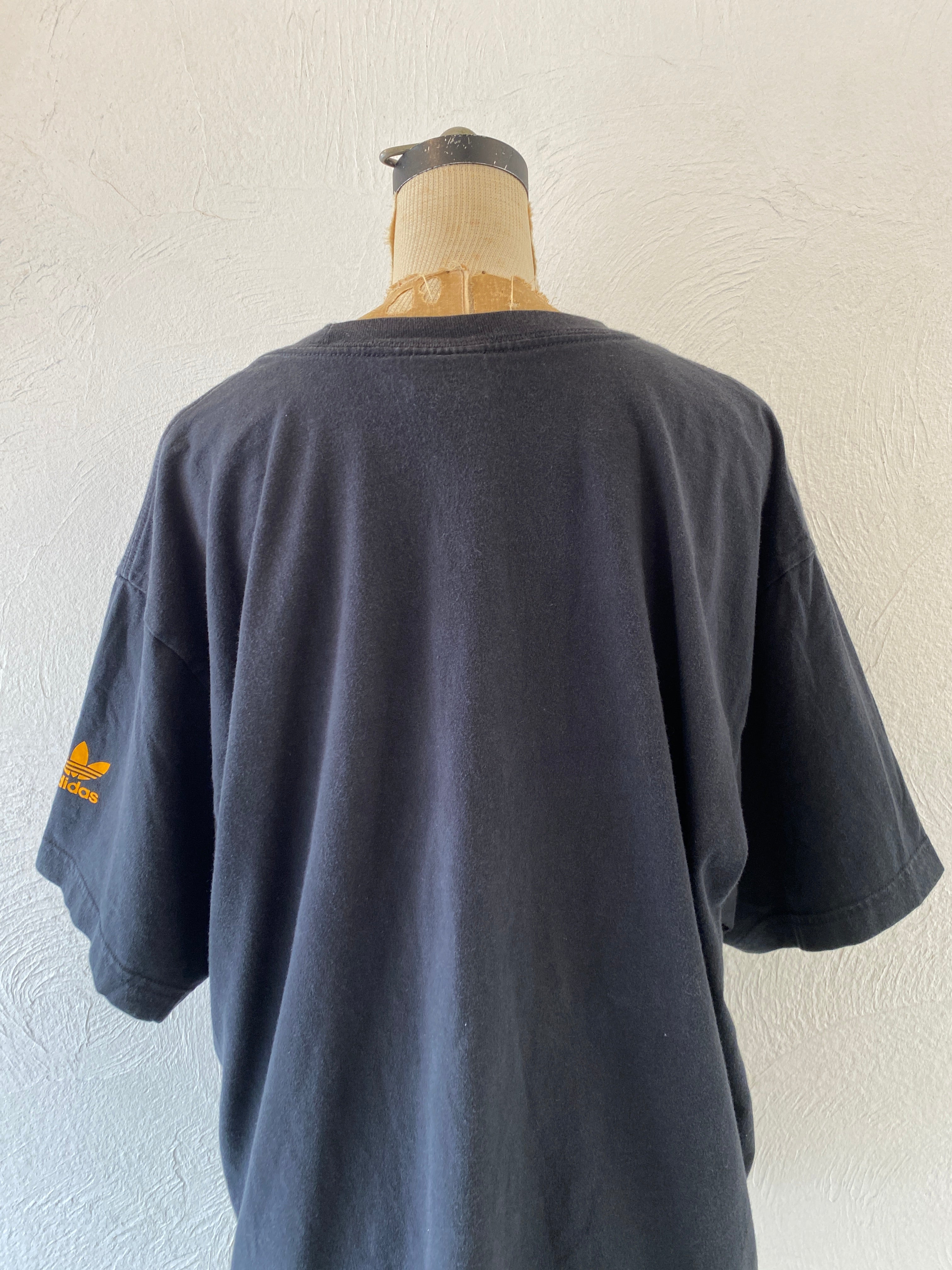 color adidas T