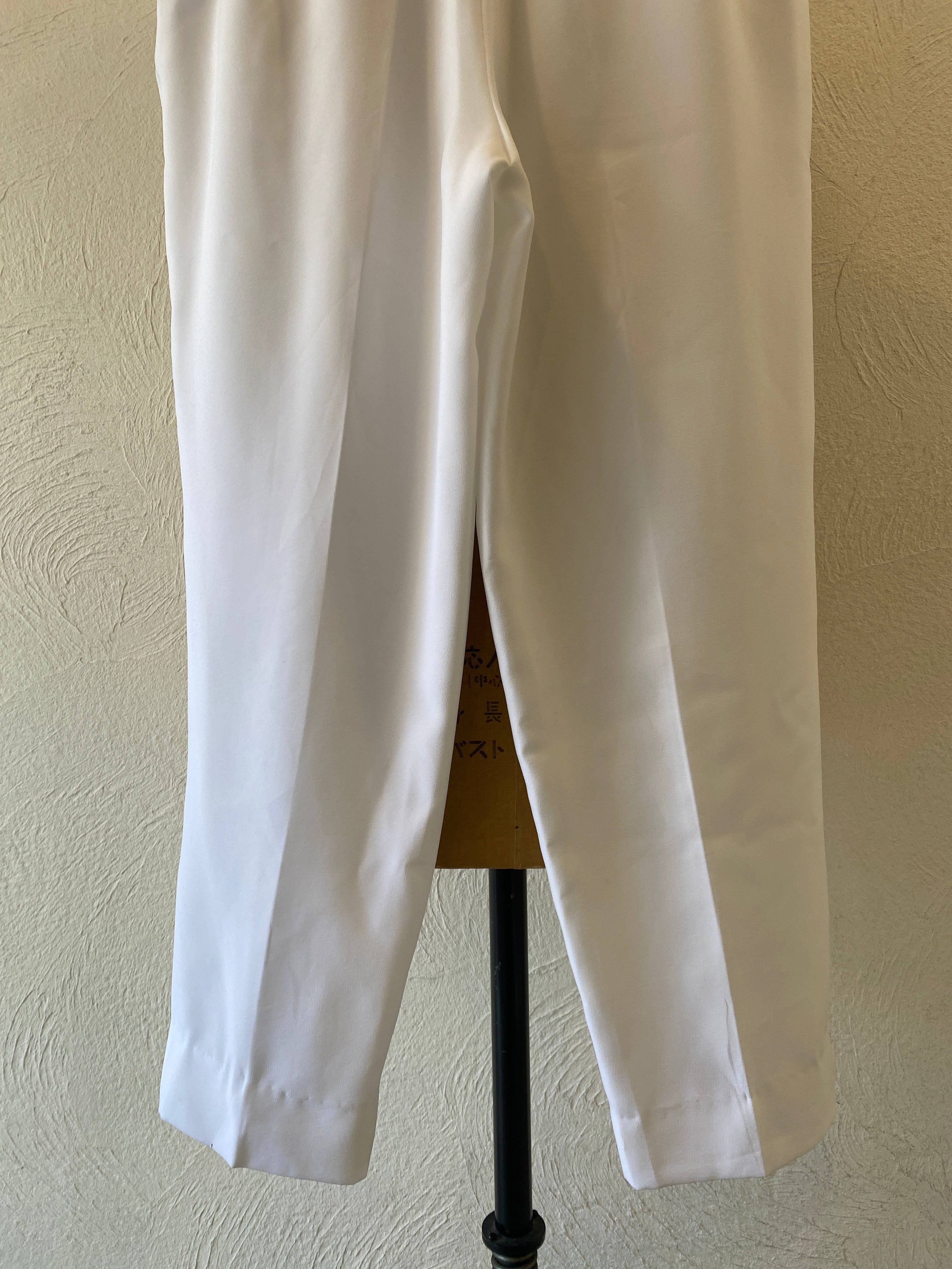 white tuck pants