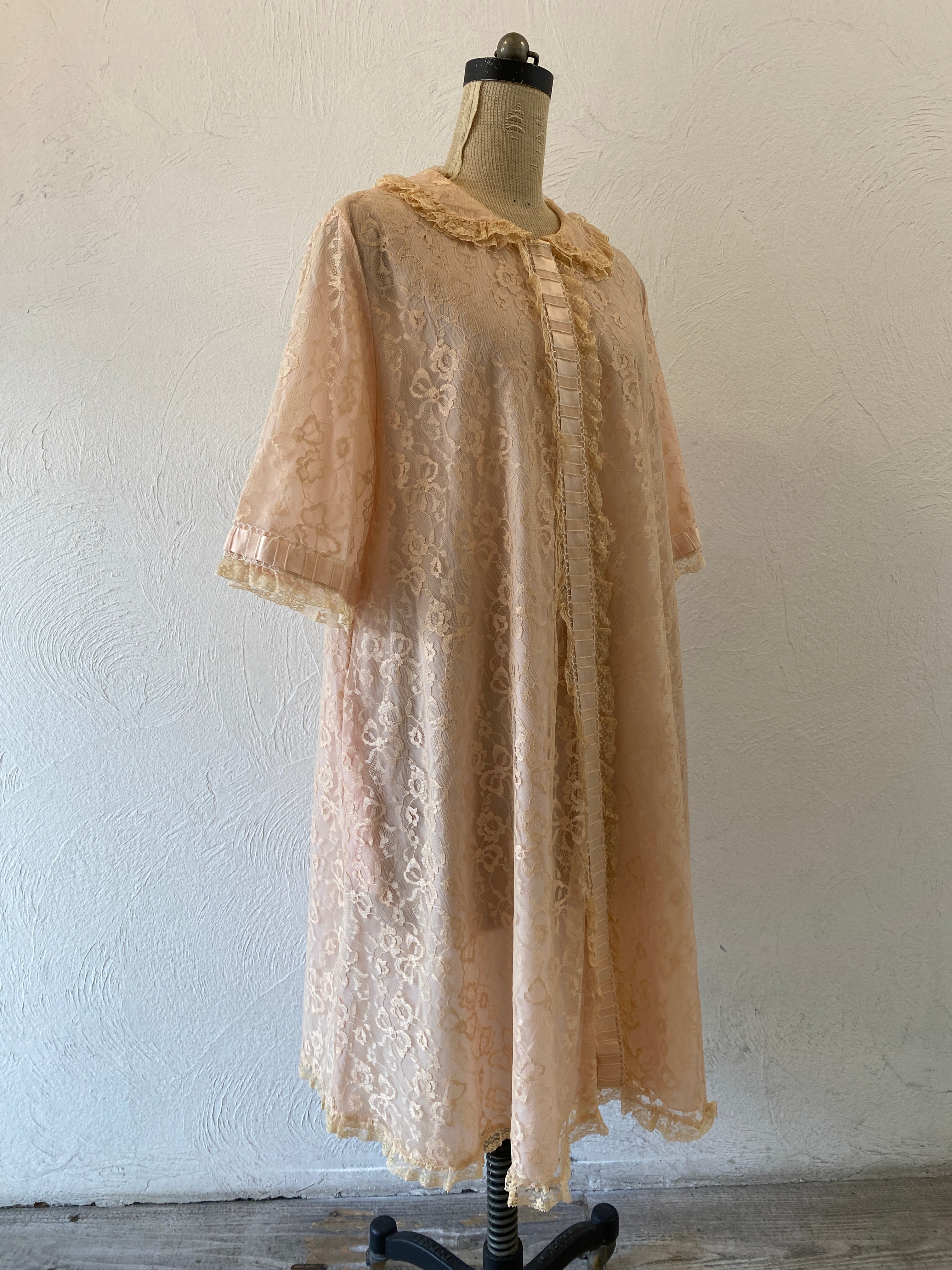 old ribbonlace gown