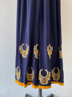 necklace embroidery pants
