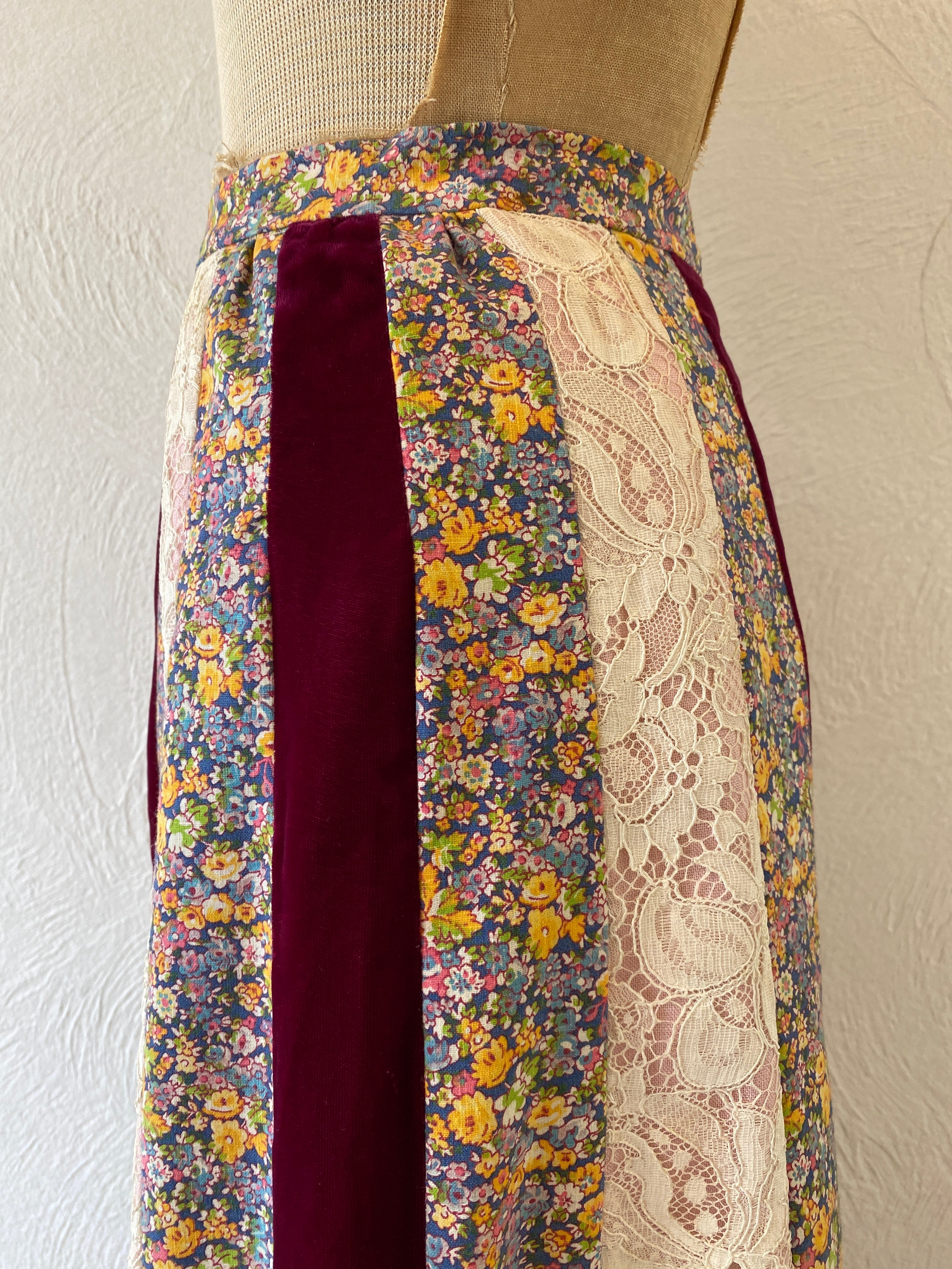 velour&lace skirt